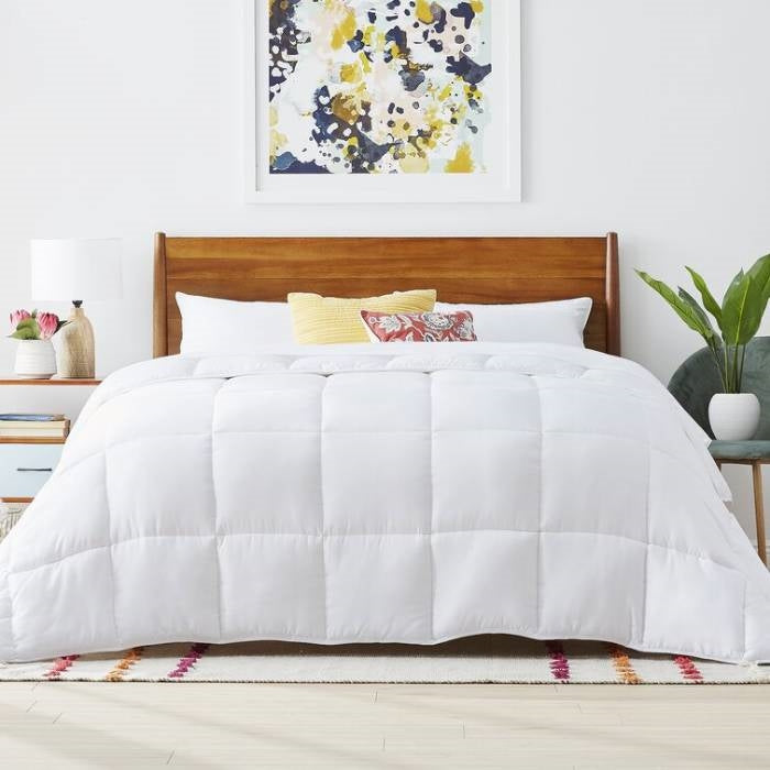 Full Size Cozy All Seasons Plush White Polyester Down Alternative Comforter-0