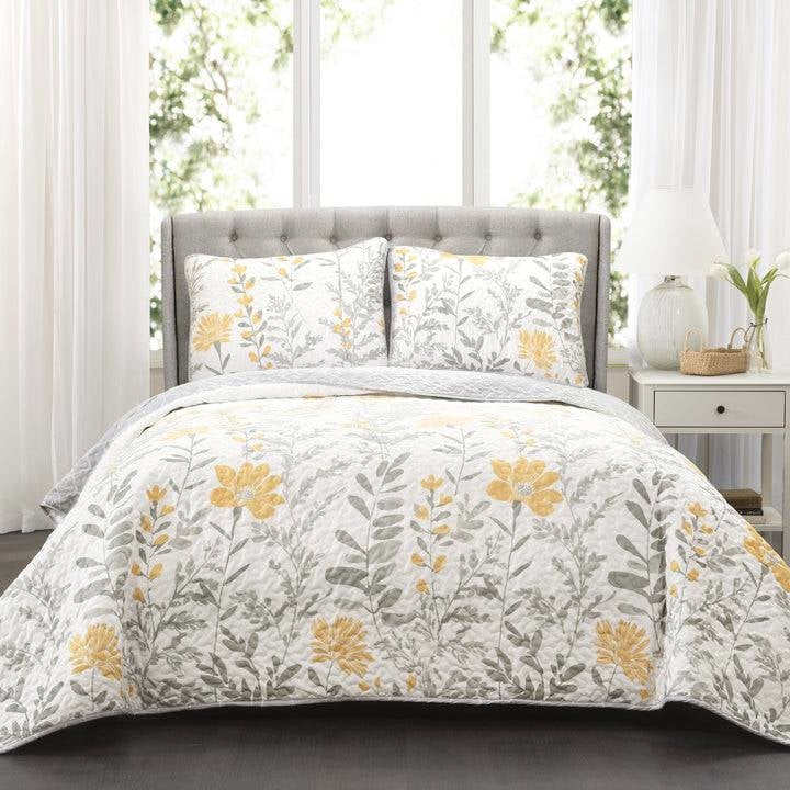 King size Yellow Grey Floral Light Thin Cotton Polyester Blend Quilt Set-0