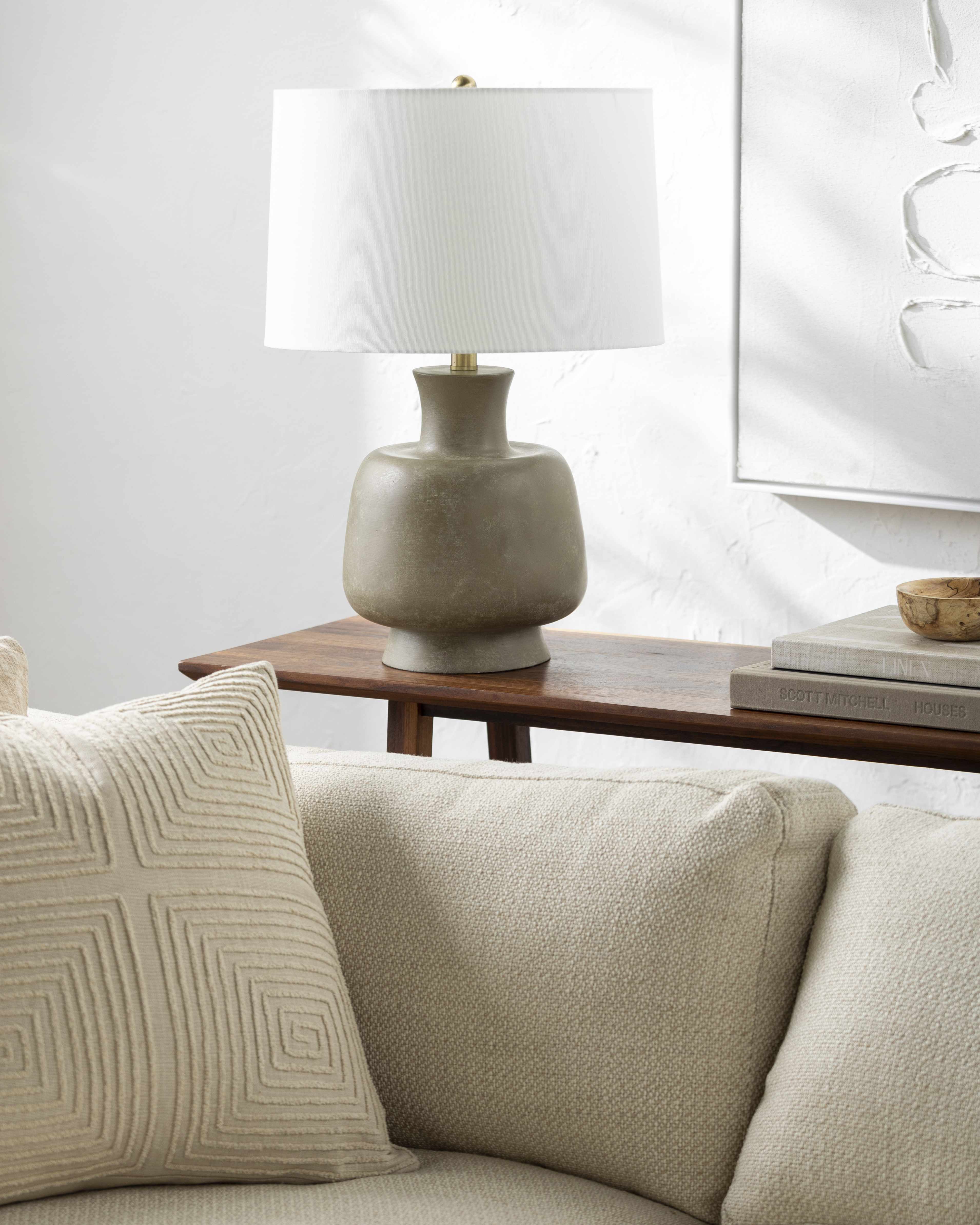 Gifflenga Textured Gray Resin Table Lamp-4