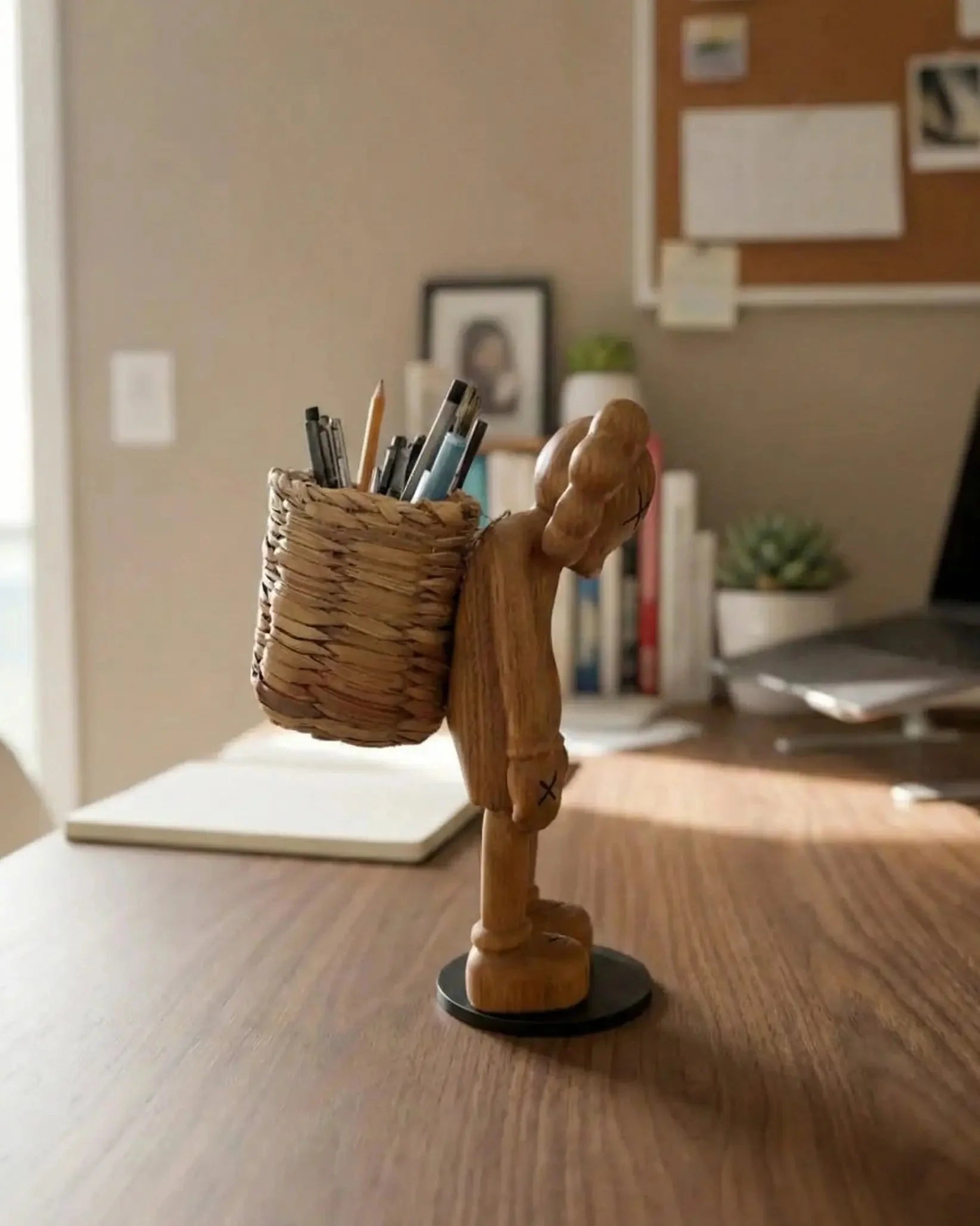 8" Pen Holder Figure Desk Organizer