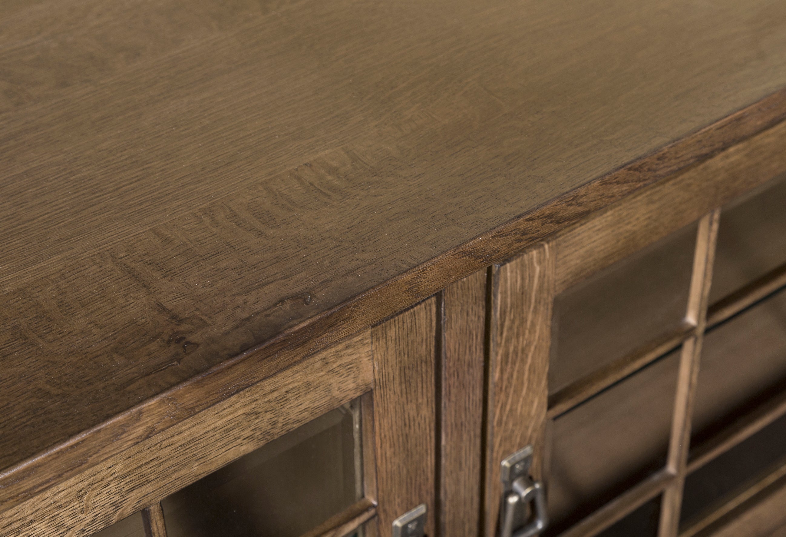 Mission Quarter Sawn Oak 60" TV Stand (2 Colors Available)