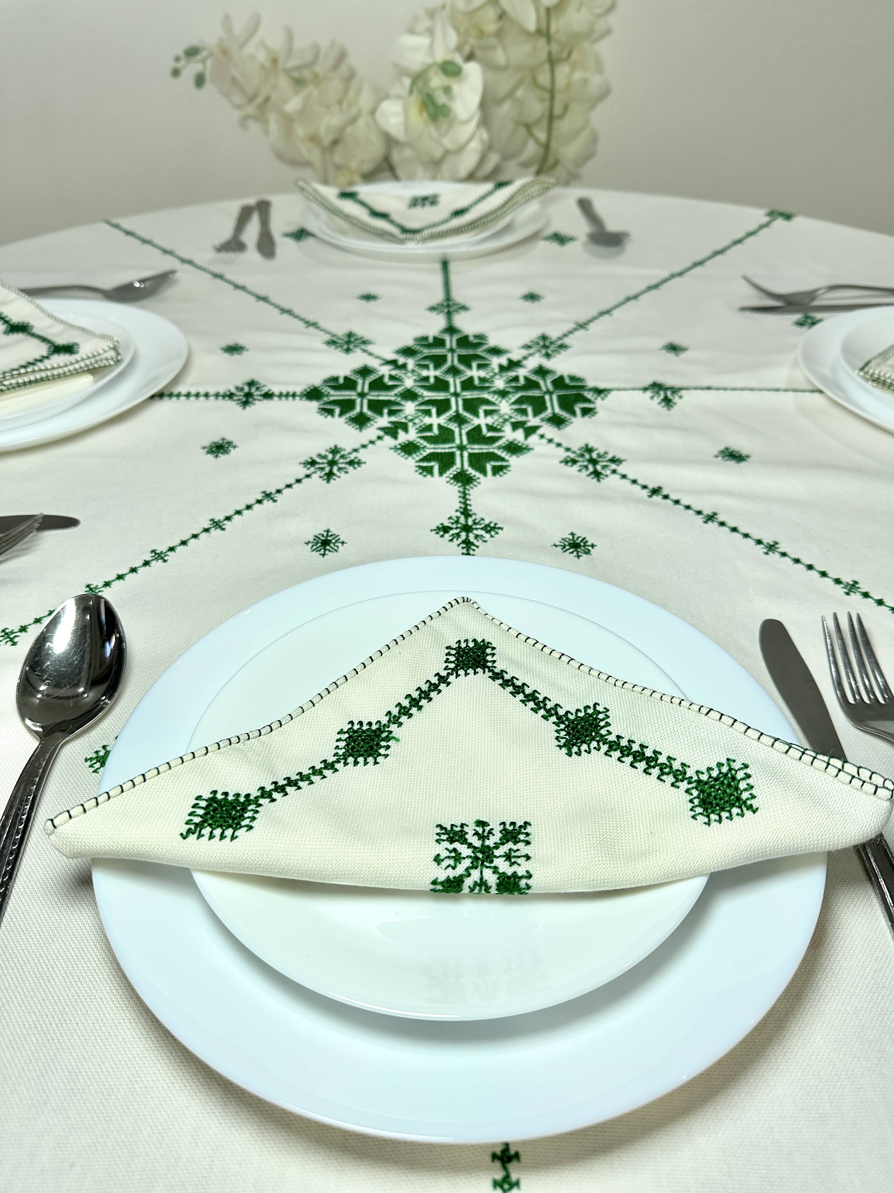 Green Hand Embroidered Table cloth and napkins, a magnificent decoration to add a Moroccan touch to your home.-1