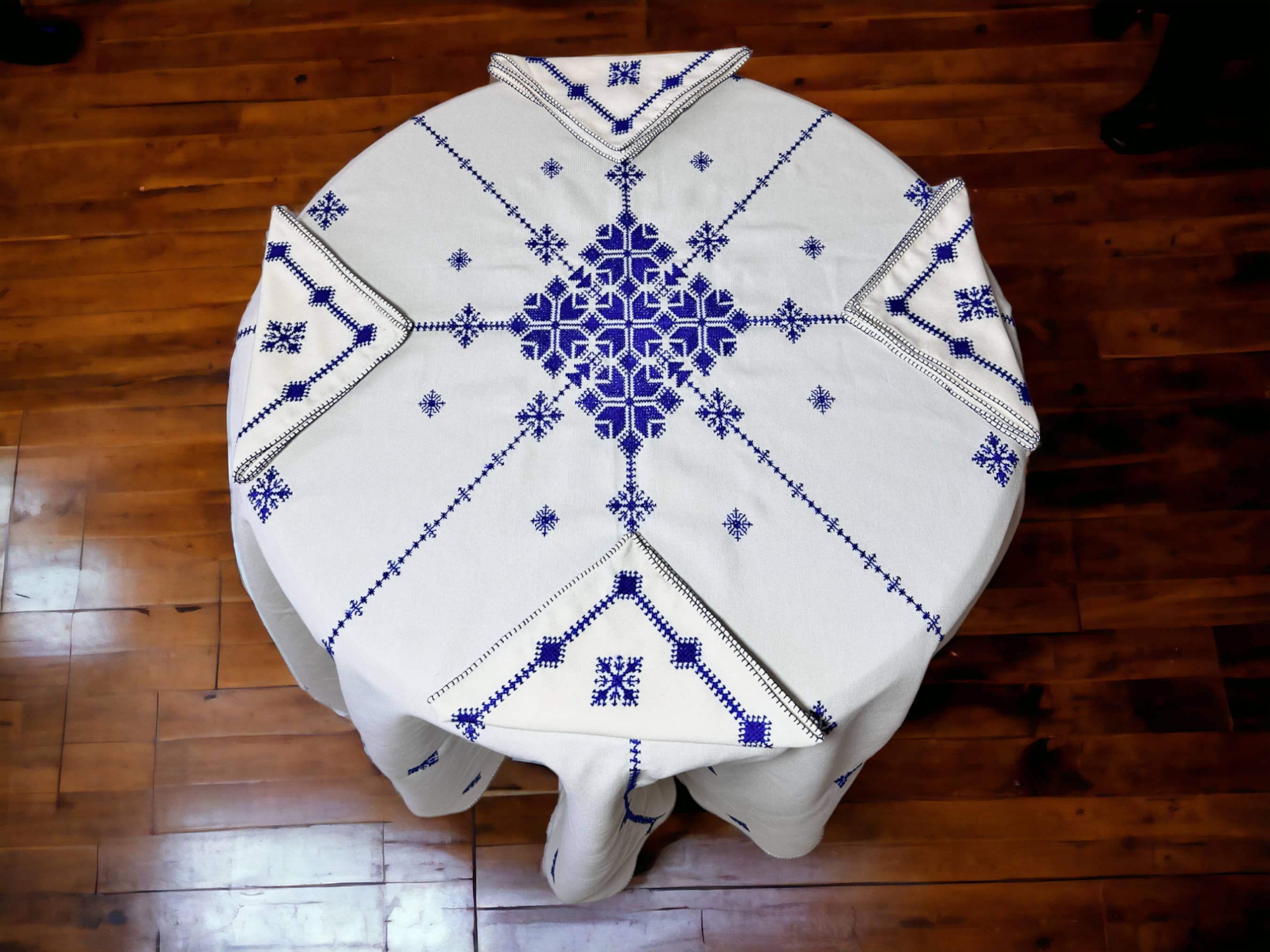 Royal blue Hand Embroidered Table cloth and napkins, a magnificent decoration to add a Moroccan touch to your home.-2