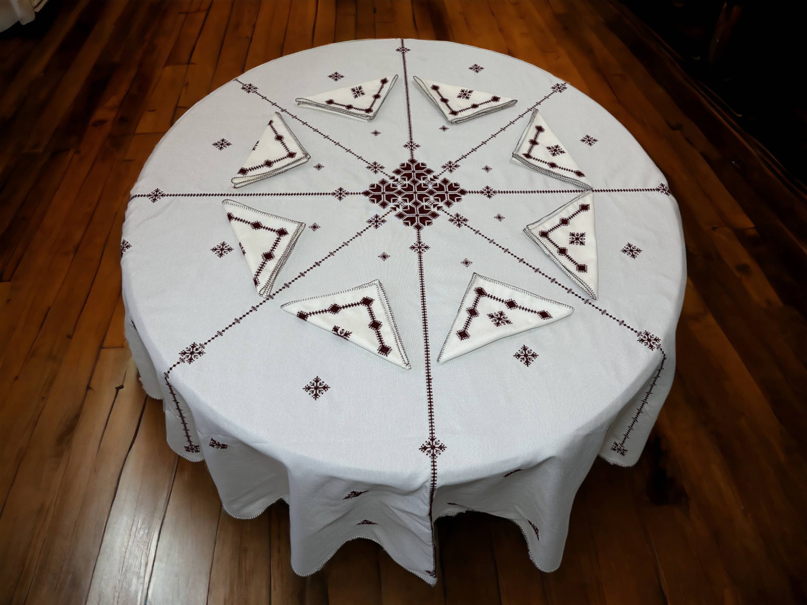 Burgundy Hand Embroidered Table cloth and napkins, a magnificent decoration to add a Moroccan touch to your home.-2