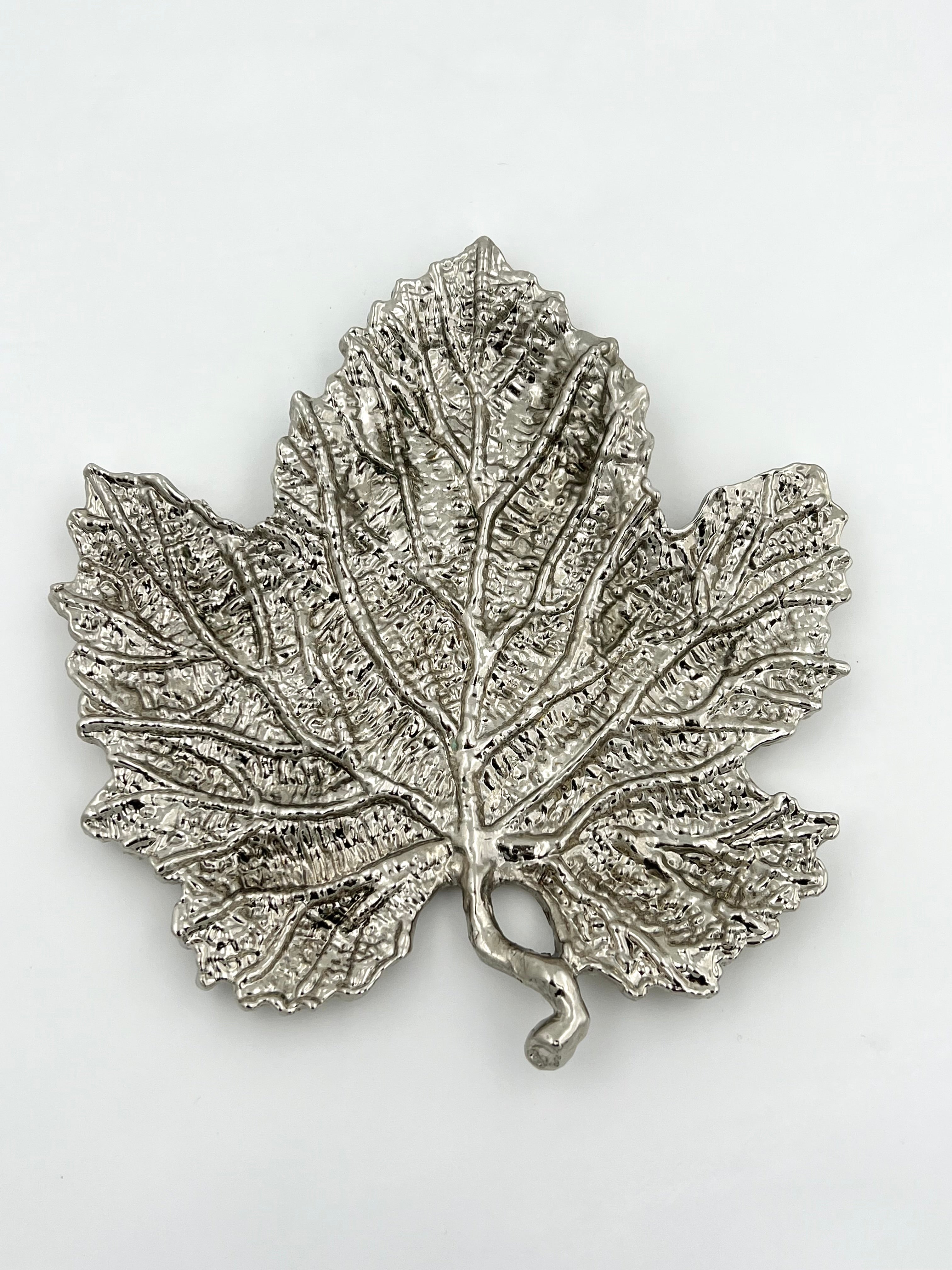 Maple Leaf Tray - Decorative Metal Tray | Small Platter | Centrepiece | Home Accent | Gold, Silver or Antique Finish-5