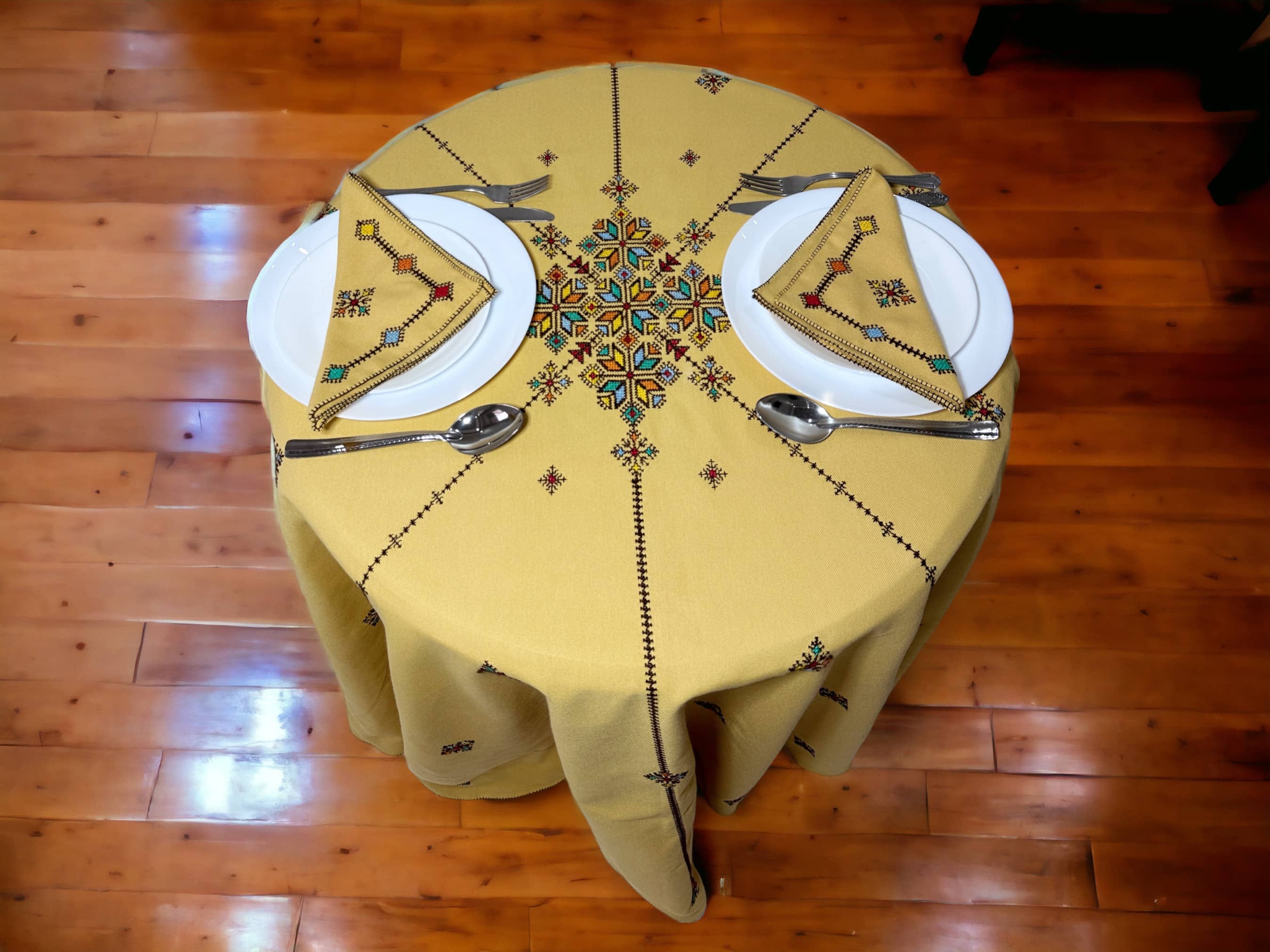 Yellow Hand Embroidered Table cloth and napkins, a magnificent decoration to add a Moroccan touch to your home.-2