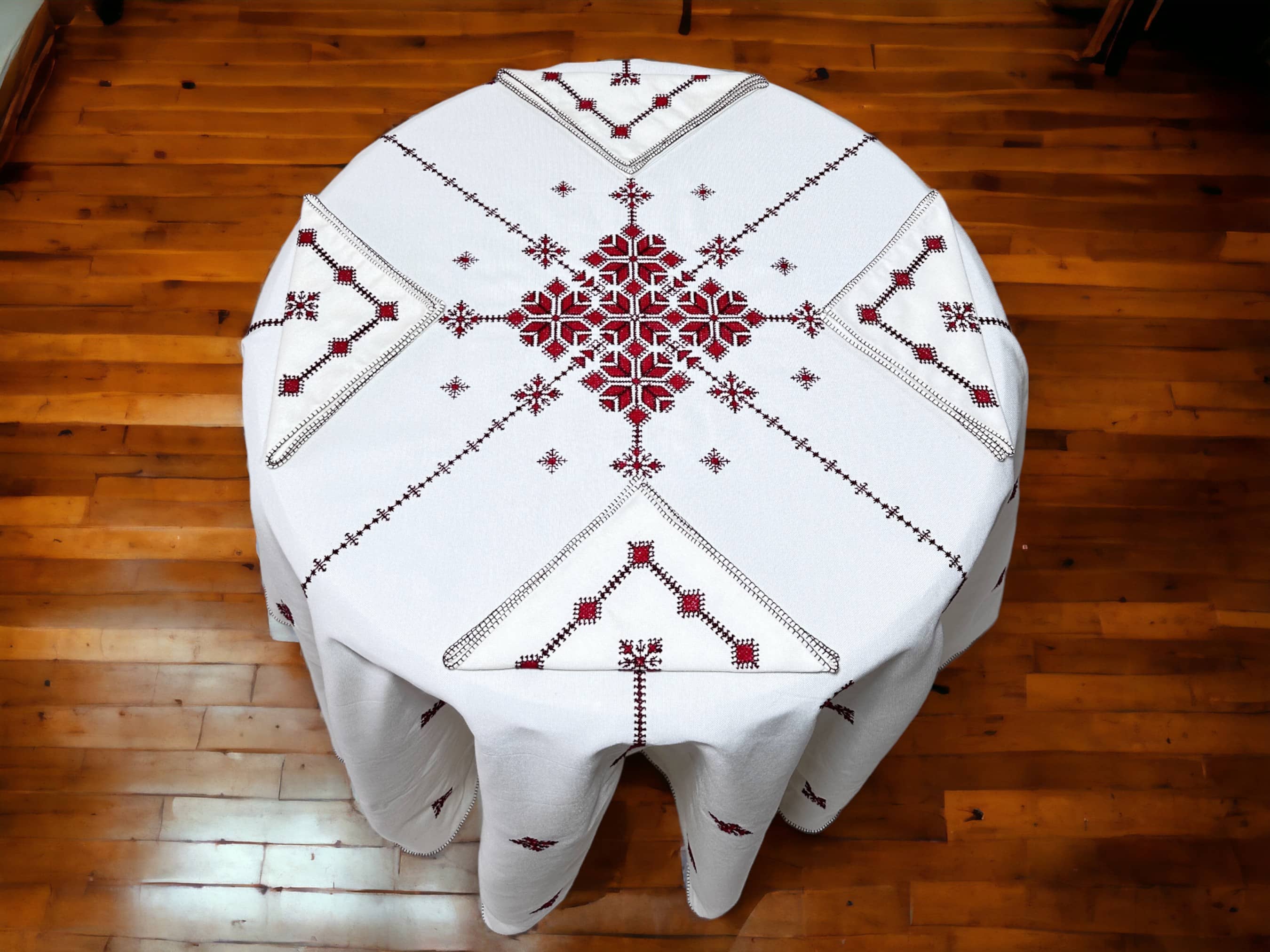 Red Hand Embroidered Table cloth and napkins, a magnificent decoration to add a Moroccan touch to your home.-3