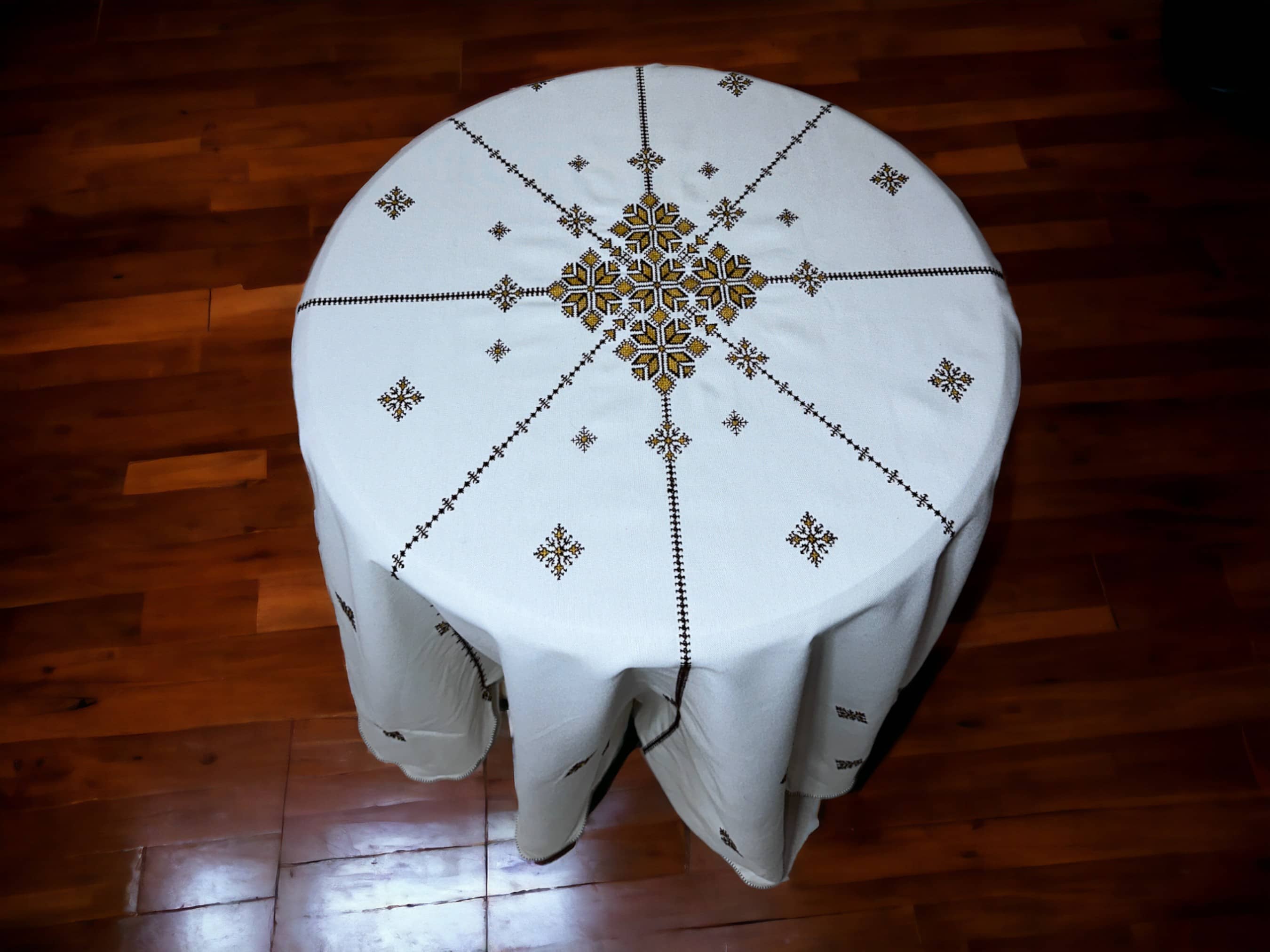 Brown Hand Embroidered Table cloth and napkins, a magnificent decoration to add a Moroccan touch to your home.-3