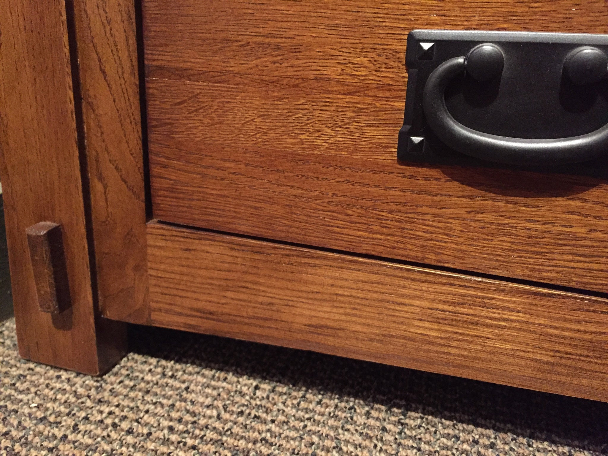 Mission Quarter Sawn Oak TV Stand - 60"