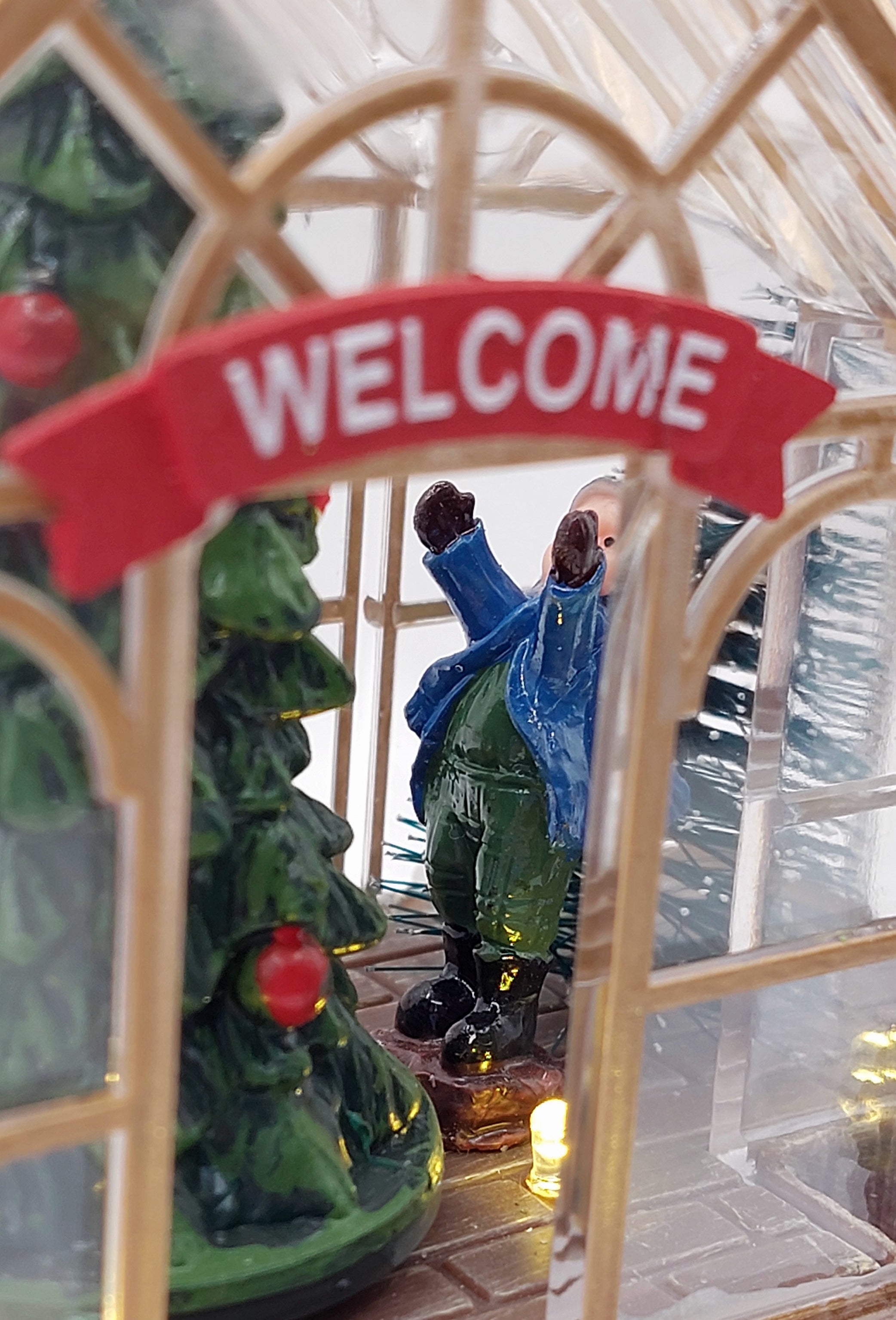 Christmas Village - Greenhouse by Wizardi F07-N1-15-2401-4