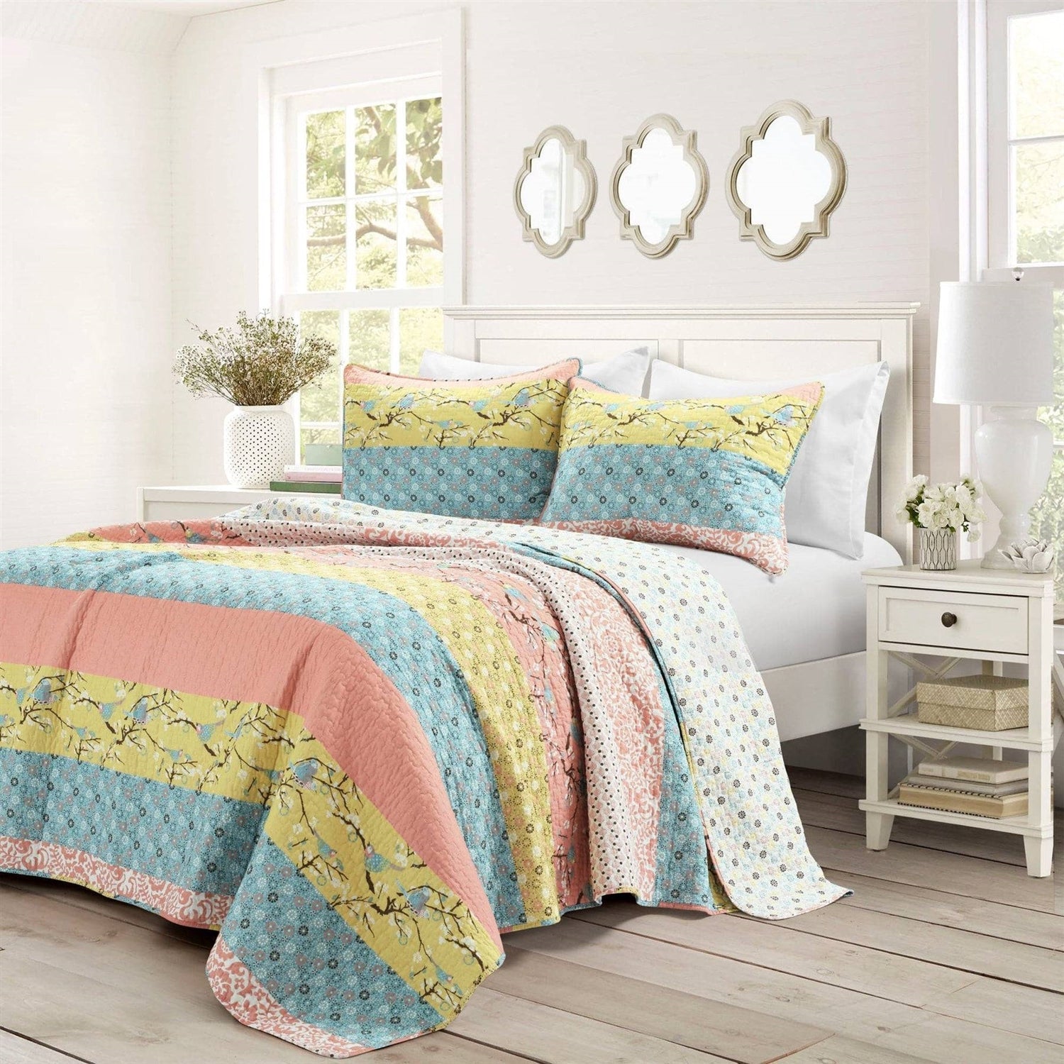 King size Blue Yellow Pink Ivory Boho Floral Reversible Lightweight Quilt Set-0