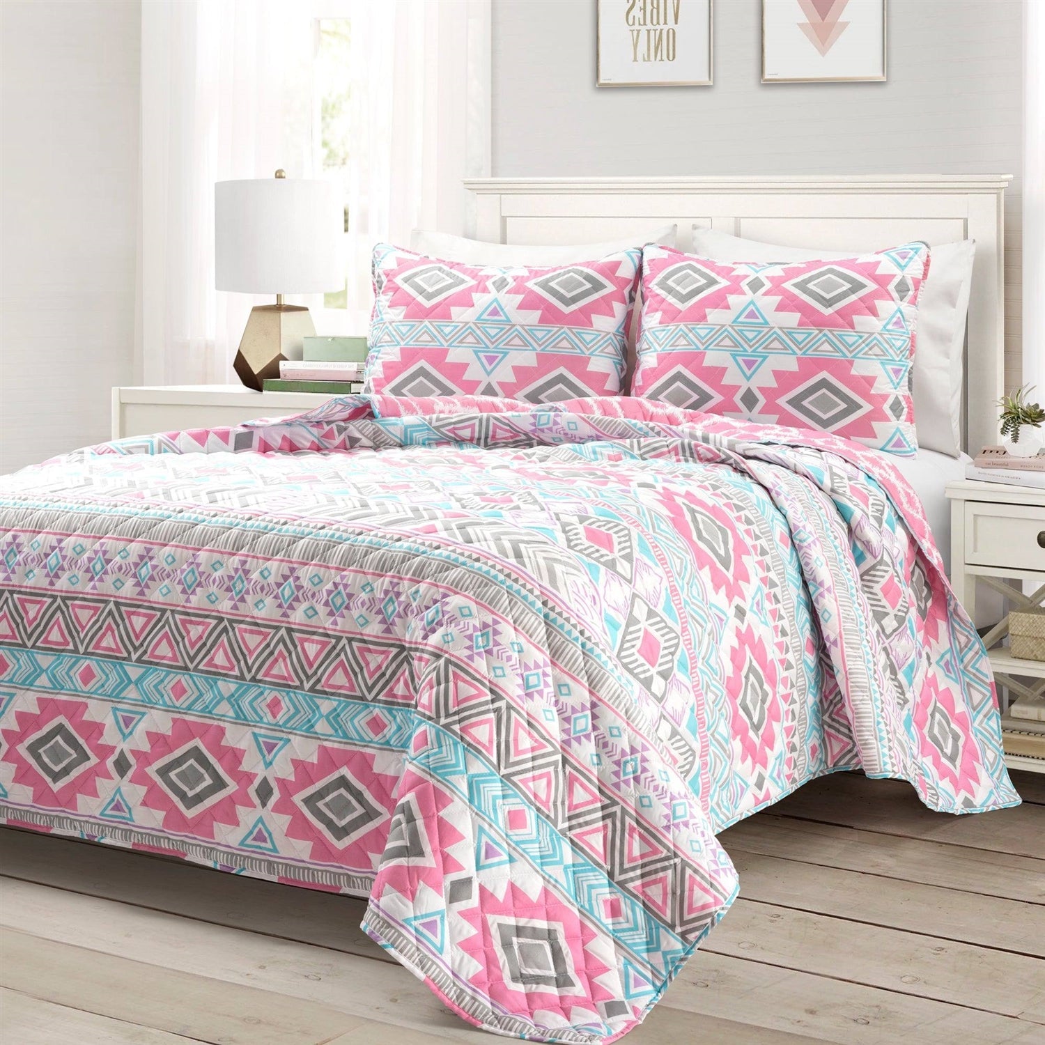 Twin Southwest Indian Style Polyester Pink Blue Striped Reversible Quilt Set-0