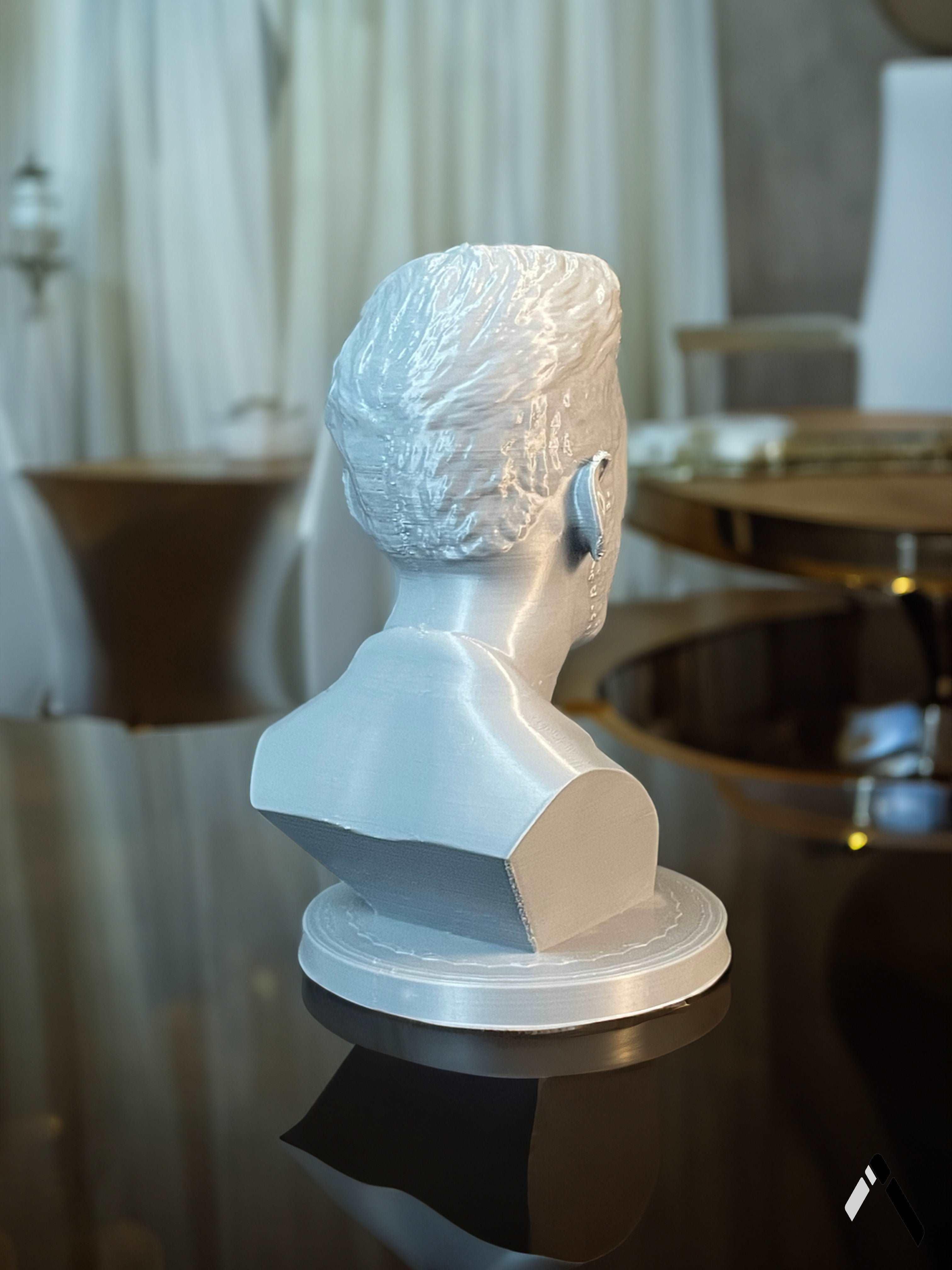 Lionel Messi Bust Sculpture-2