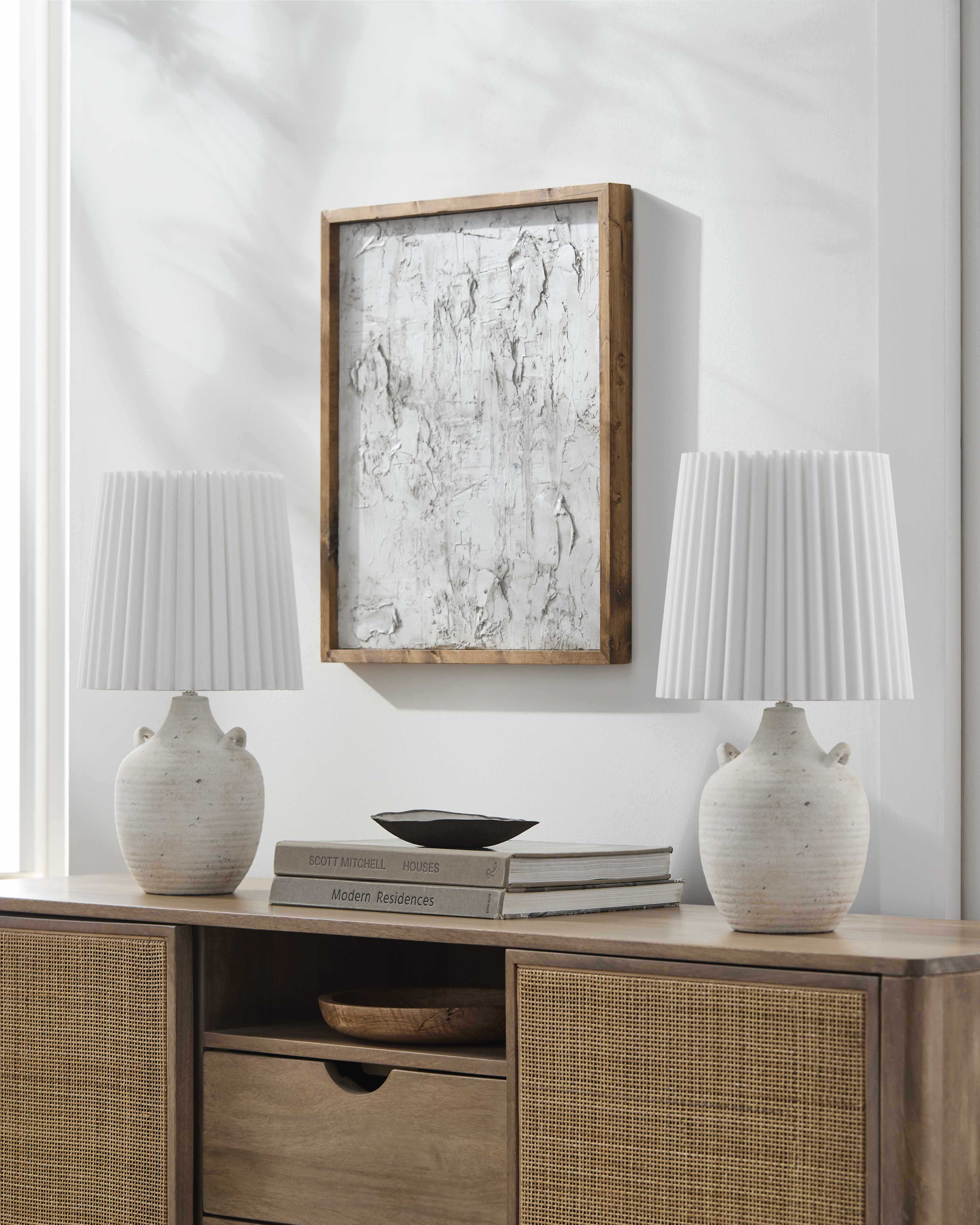Marostica White Ceramic Table Lamp-3
