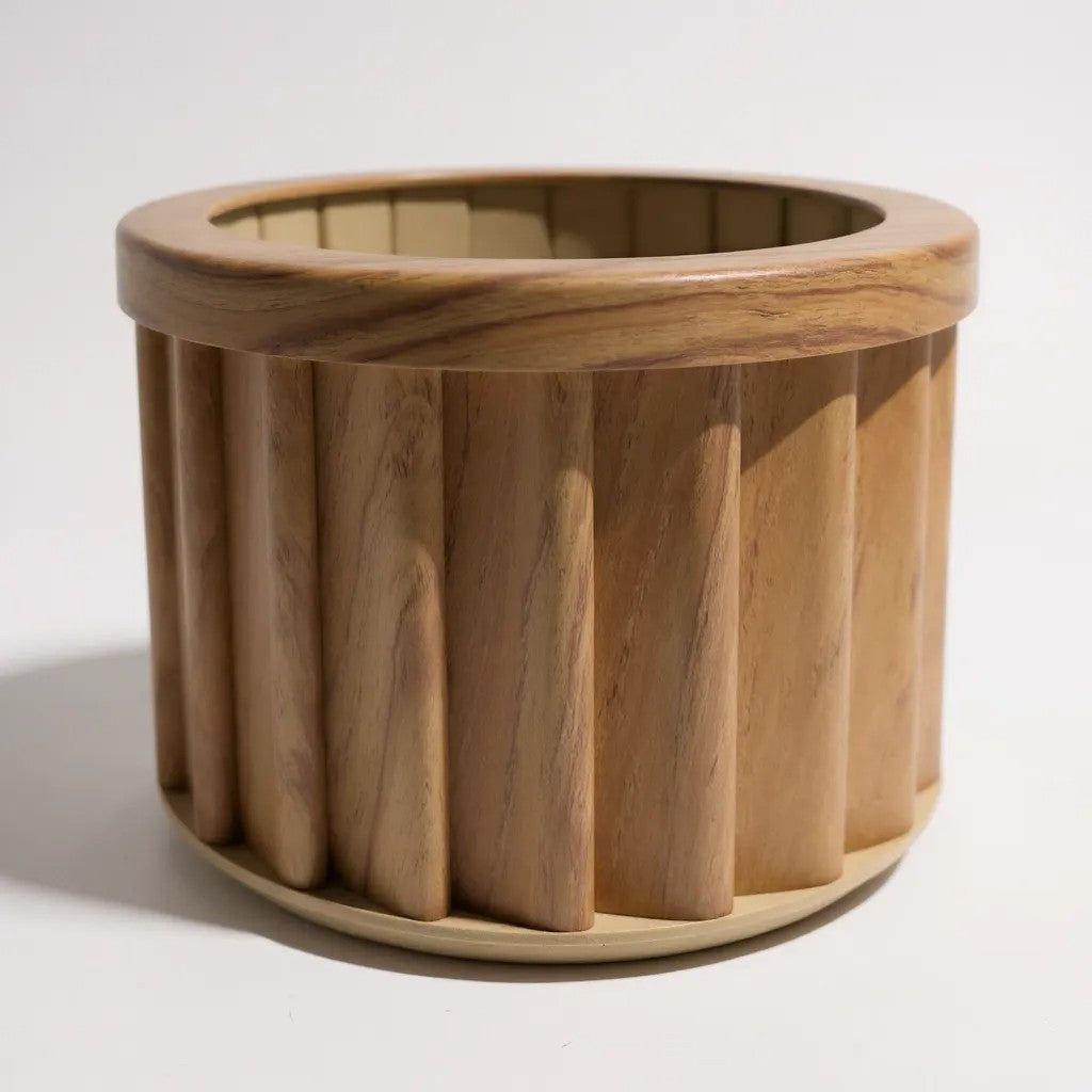 Round Strata Planter - Medium