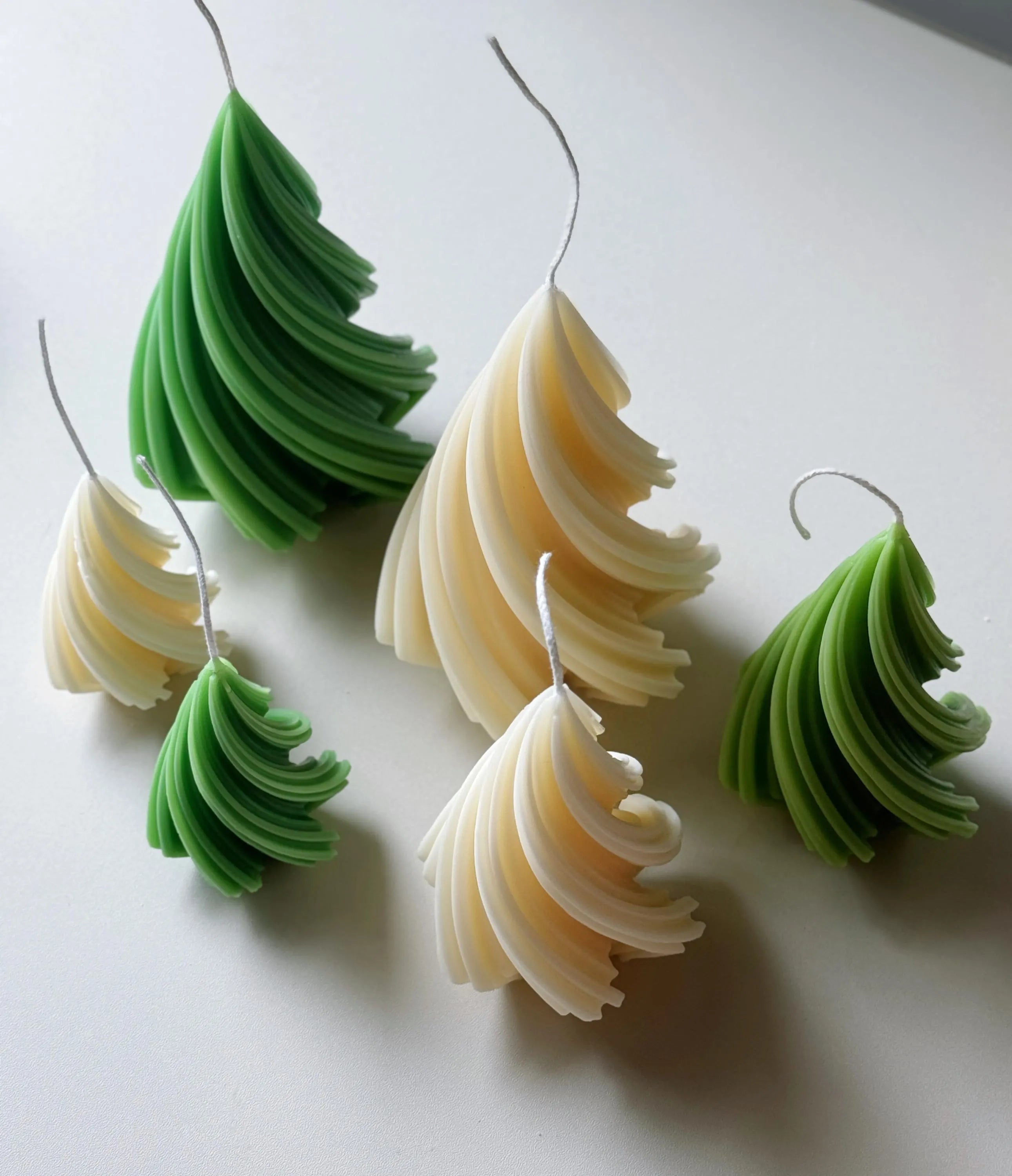 Modern Swirling Christmas Tree Candles | Holiday Decor-0