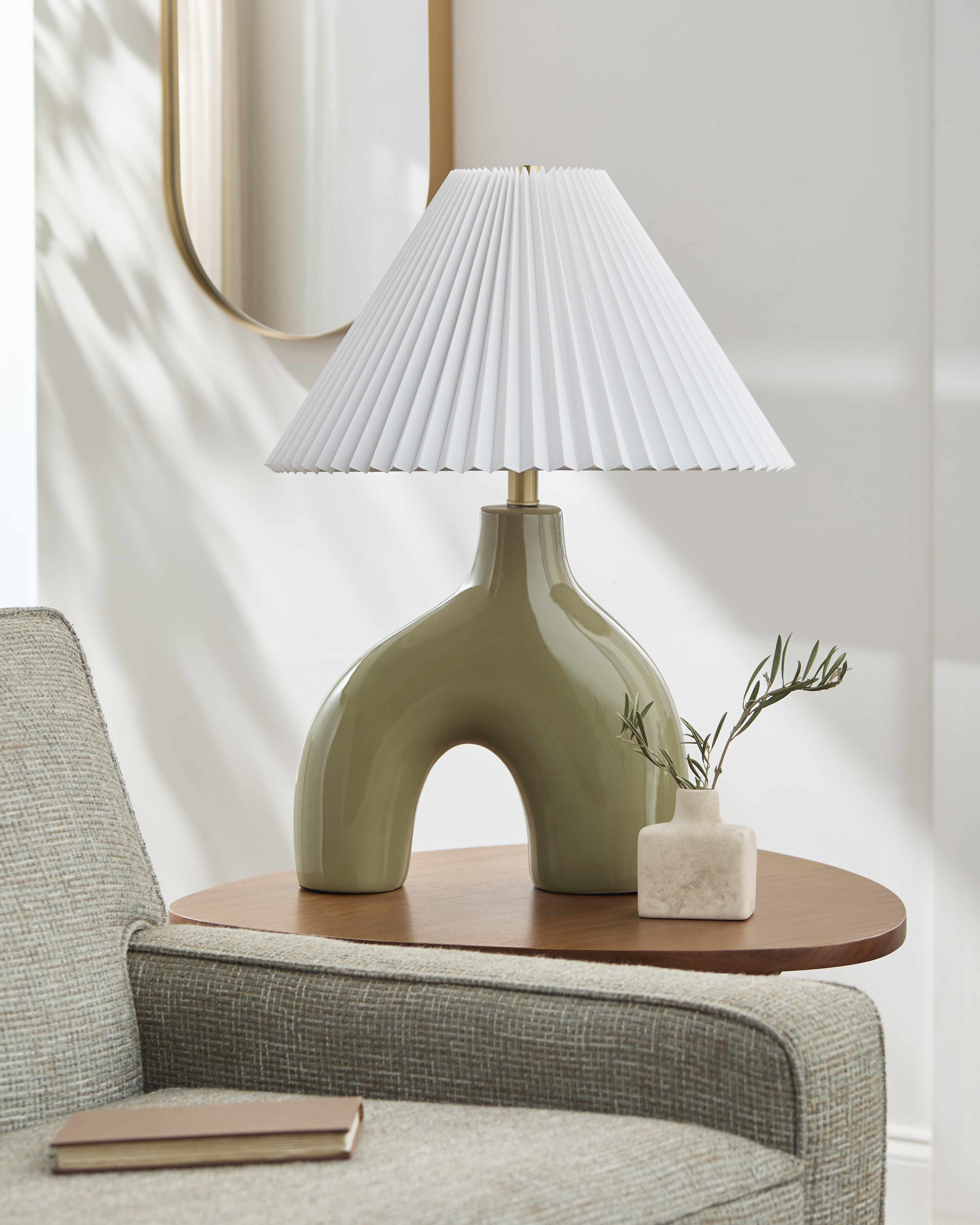 Nassandres Green Table Lamp-2
