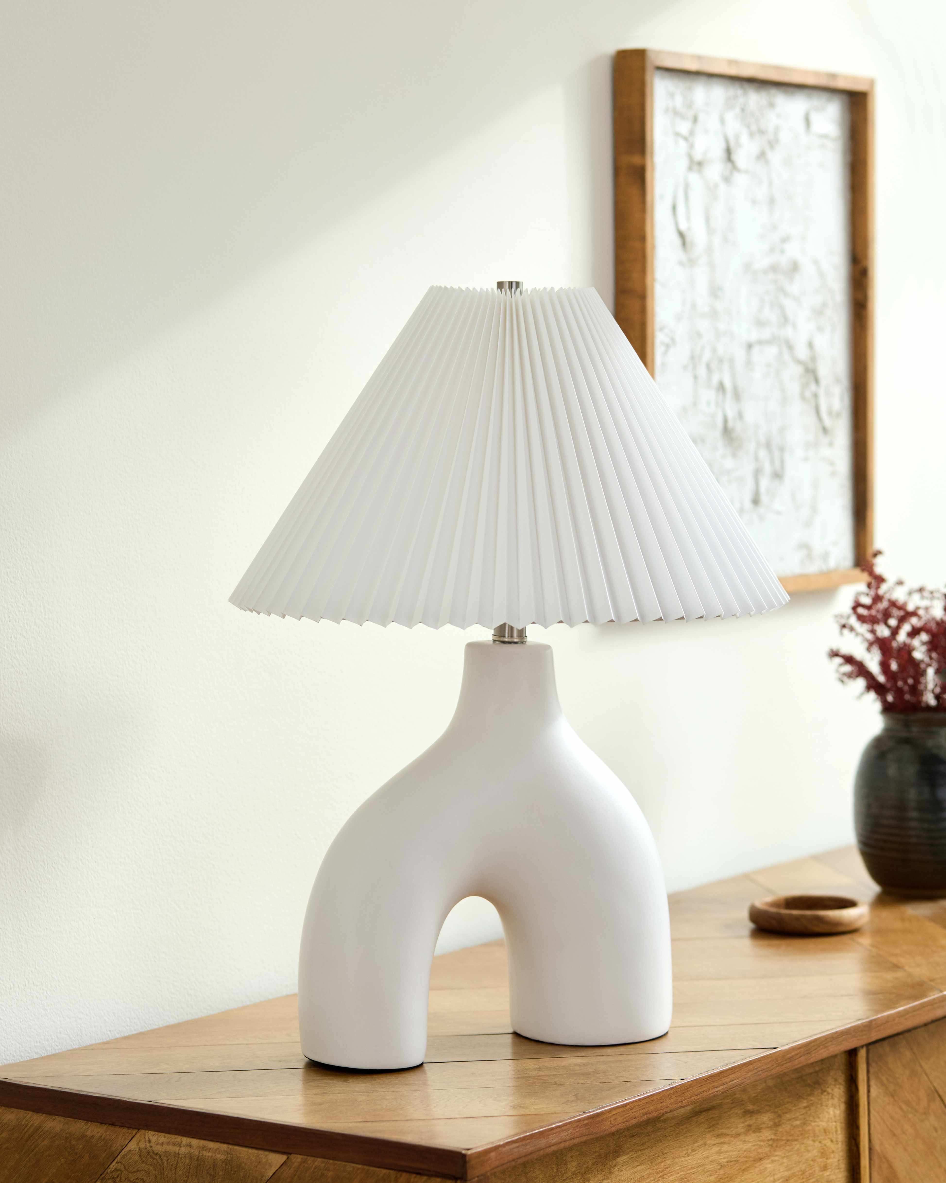 Nassandres Table Lamp-0