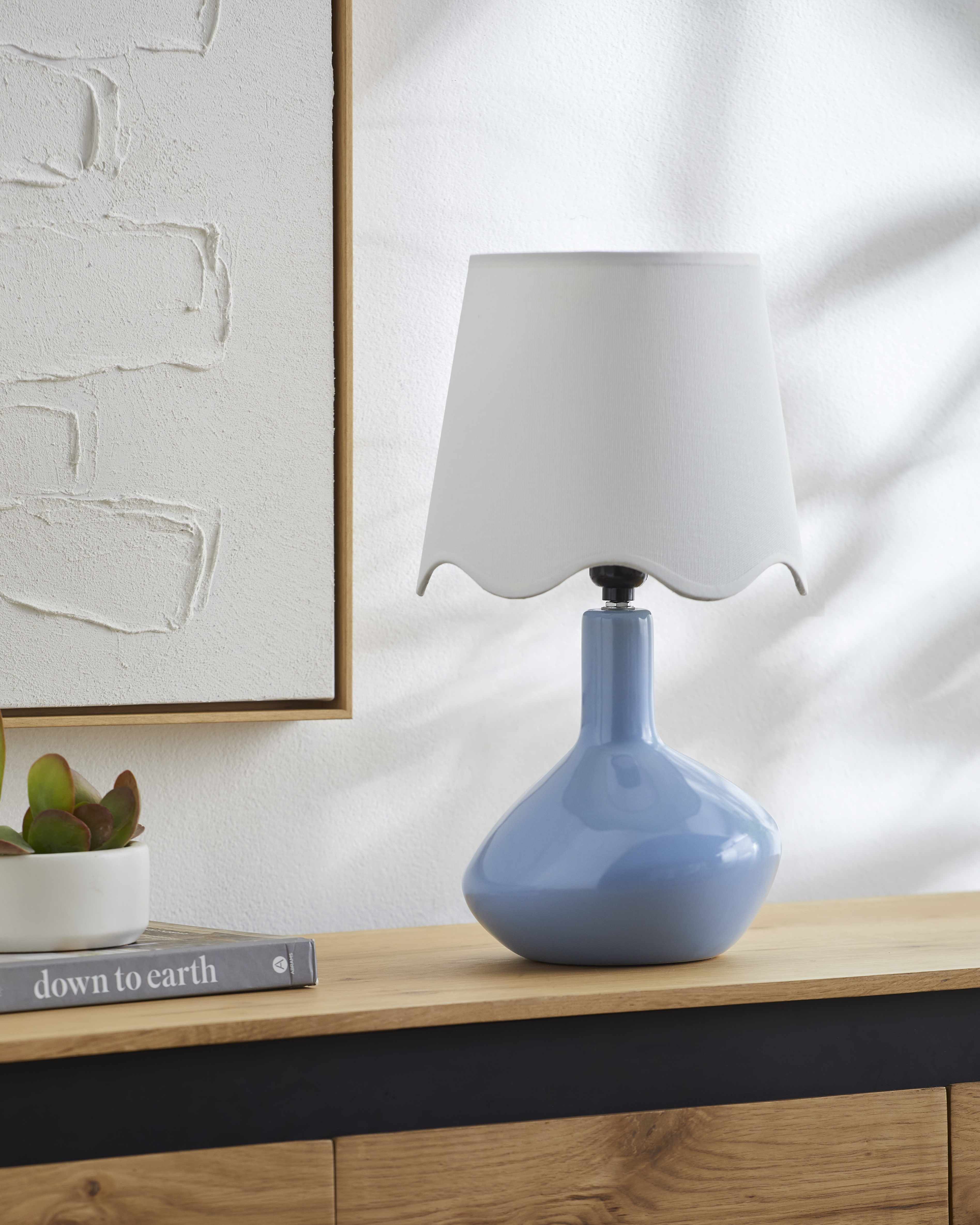 Neuenhagen Blue & White Ceramic Table Lamp-4
