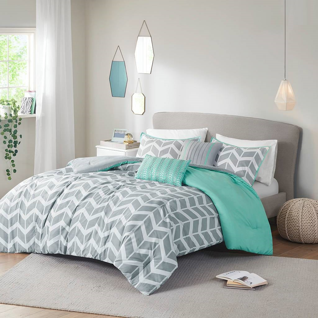 King size Reversible Comforter Set in Grey White Aqua Teal Chevron Stripe-3