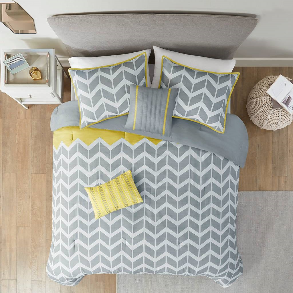 King / Cal King Reversible Comforter Set in Grey White Yellow Chevron Stripe-3