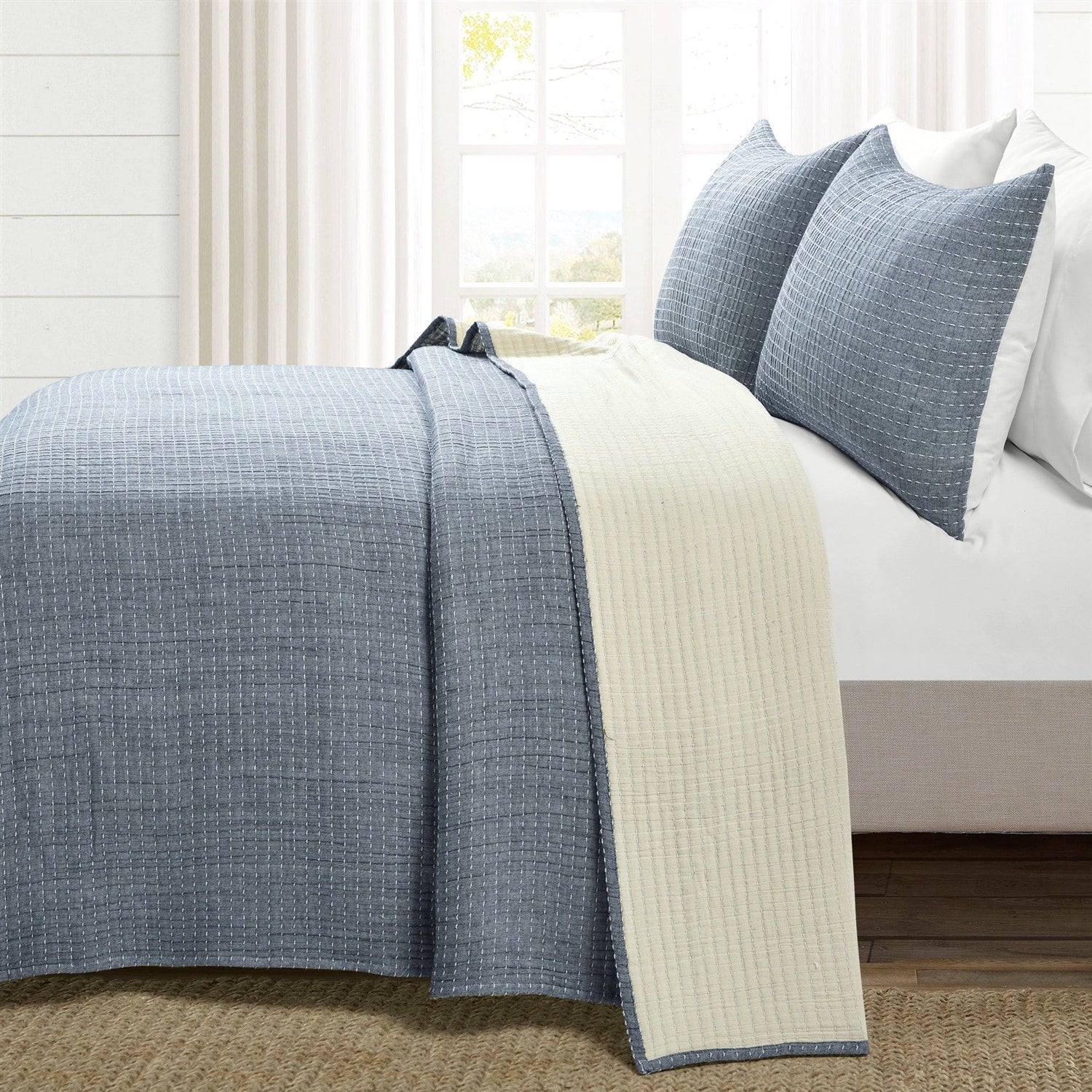 Full/Queen Size 3-Piece Reversible Woven Cotton Quilt Set in Navy Cream-2