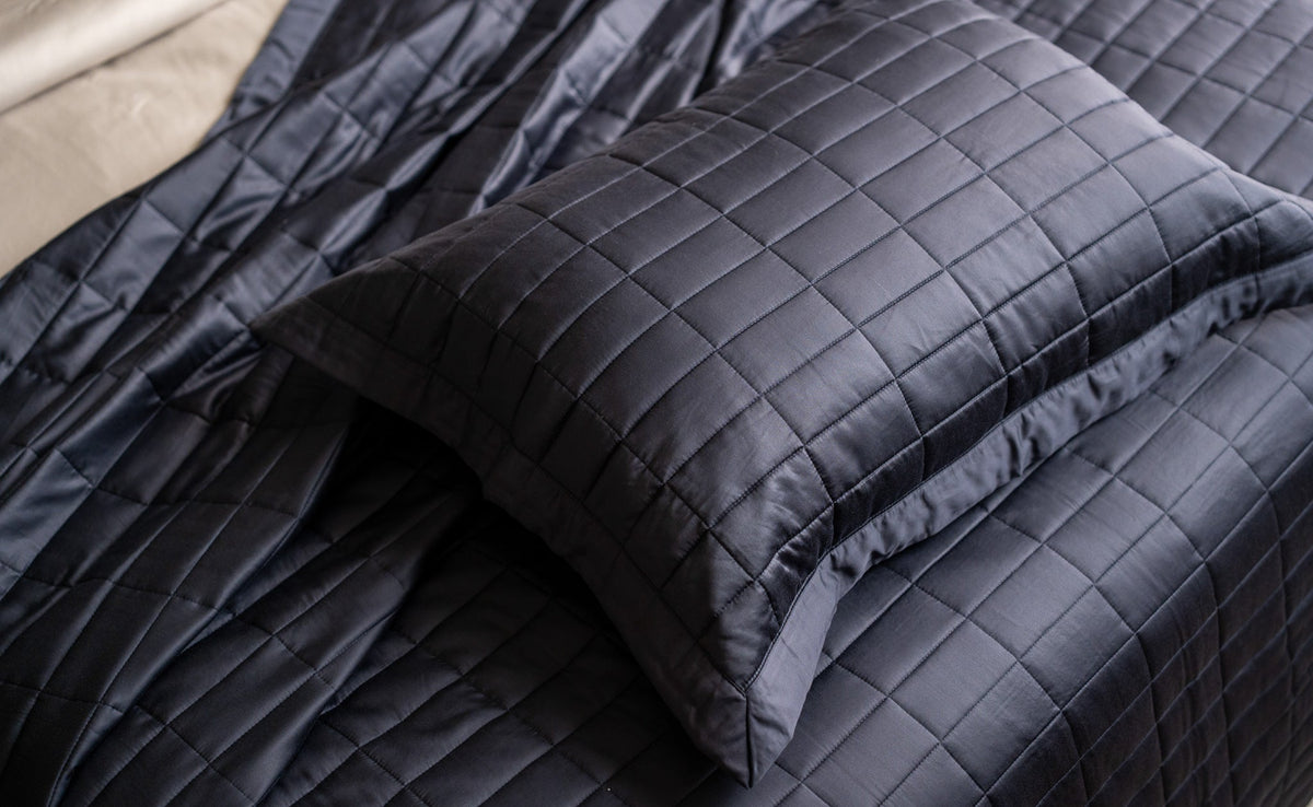 Bamboo Lightweight Luxury Quilt Set