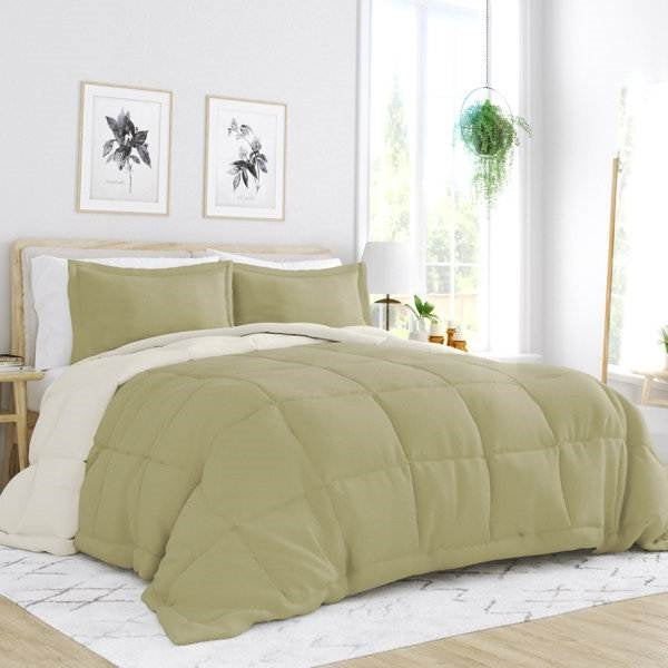 Full/Queen 3-Piece Microfiber Reversible Comforter Set in Sage Green/Cream-0