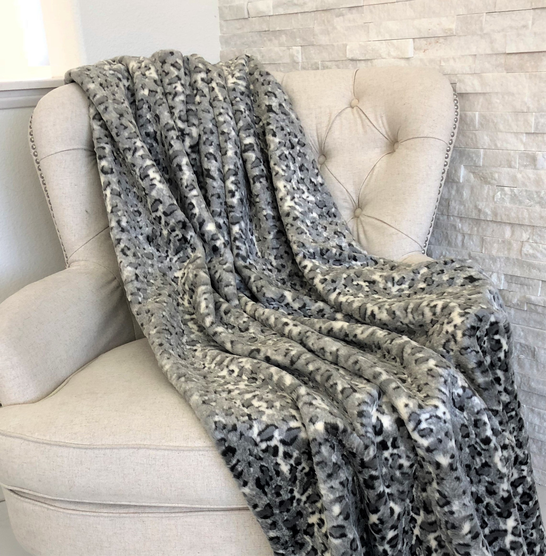 Snow Leopard Faux Fur Gray Luxury Throw-1