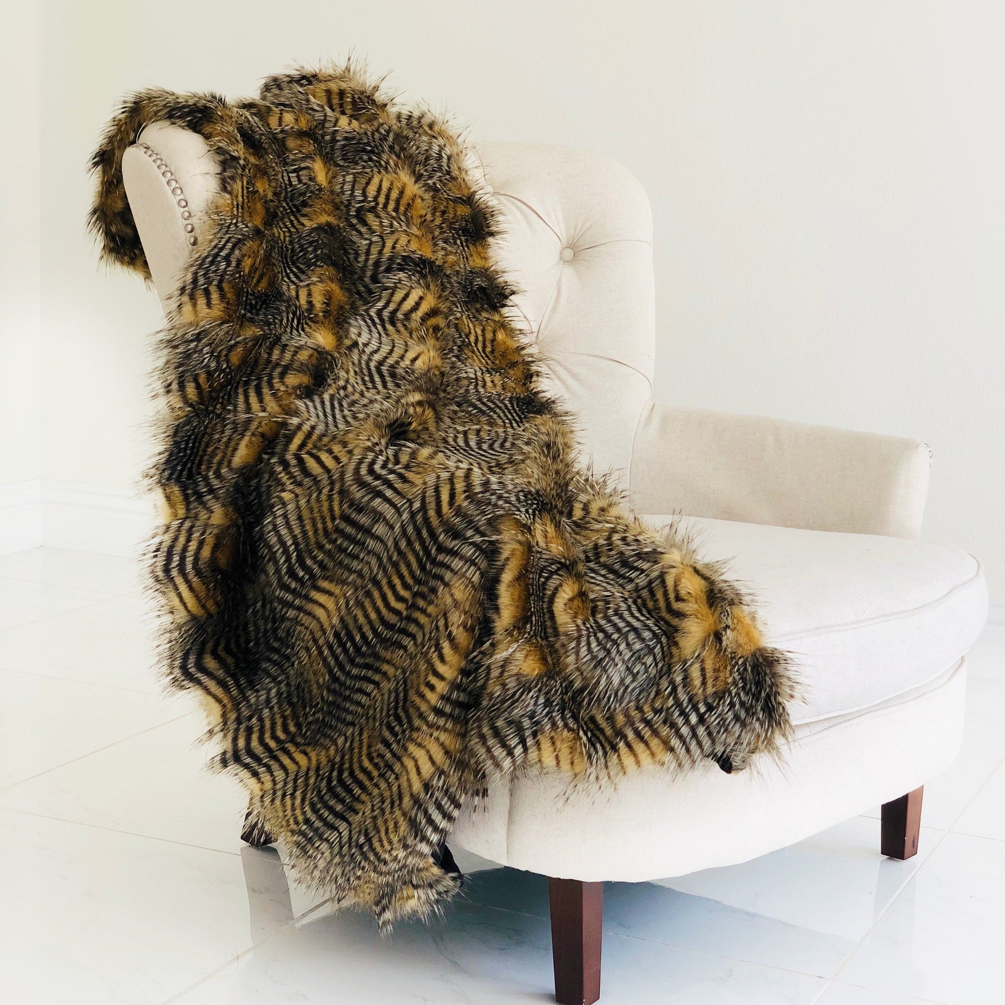 Porcupine Mocha Faux Fur Luxury Throw-1