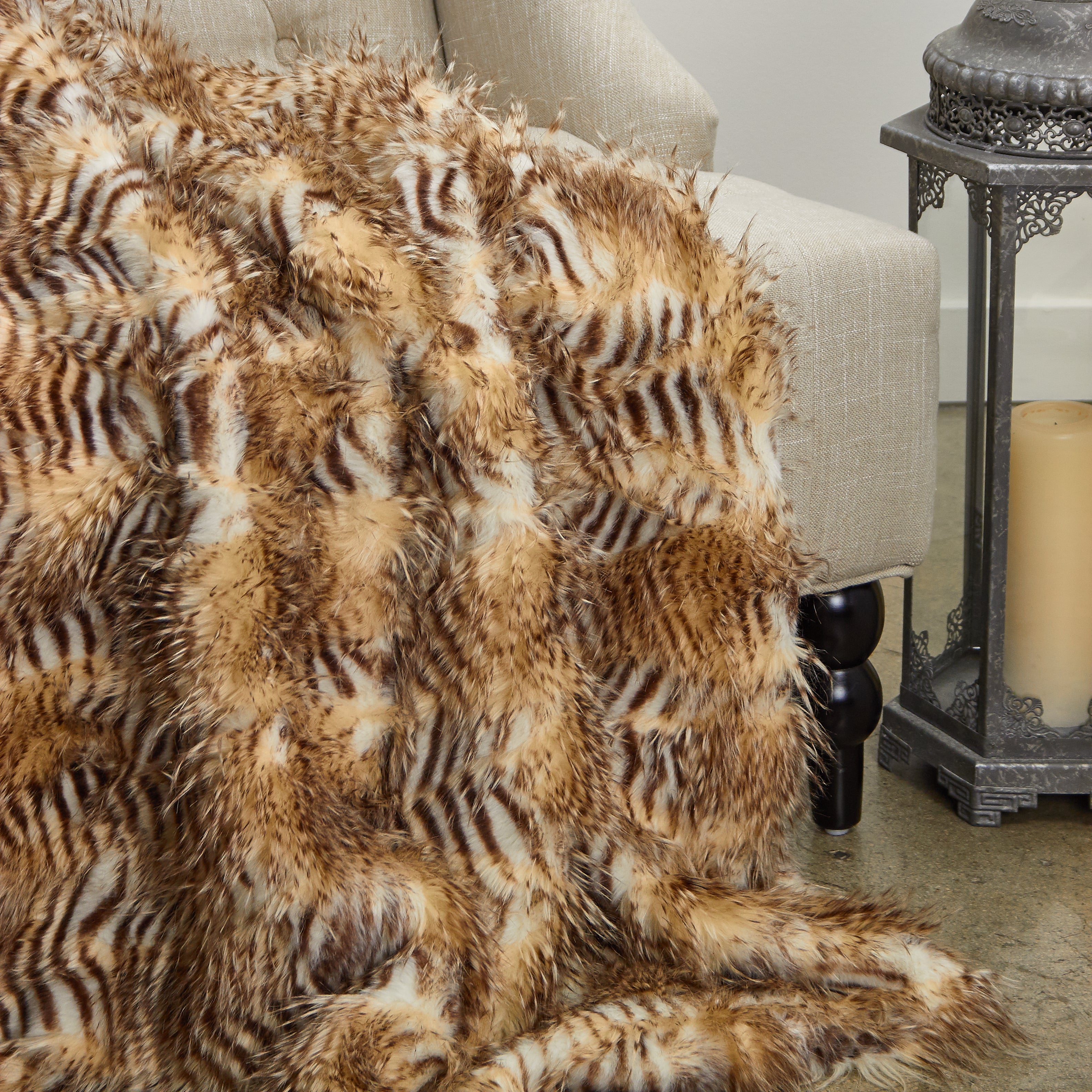 Porcupine Beige Faux Fur Luxury Throw-0