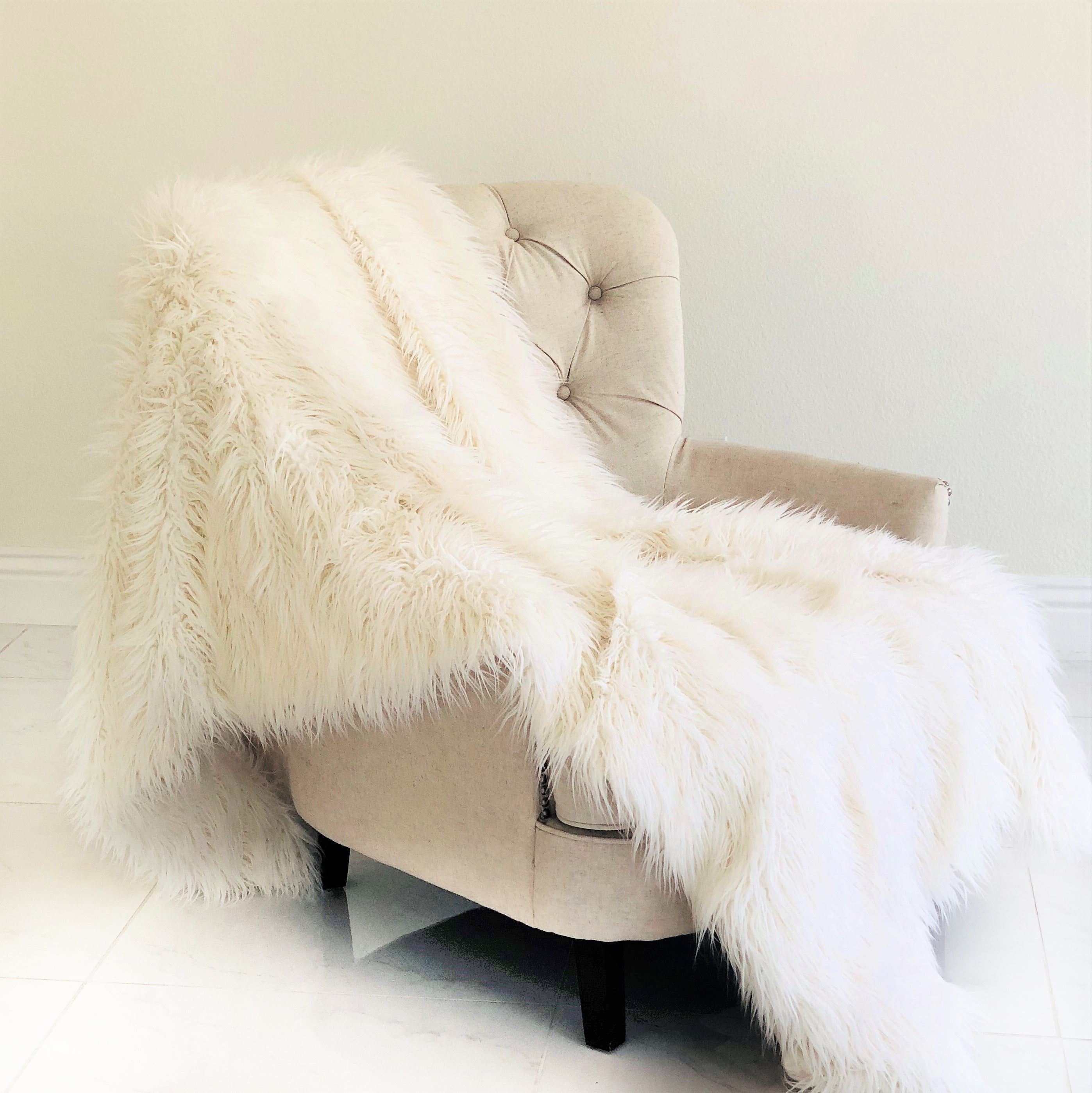 Off-White Mongolian Faux Fur Luxury Throw-1