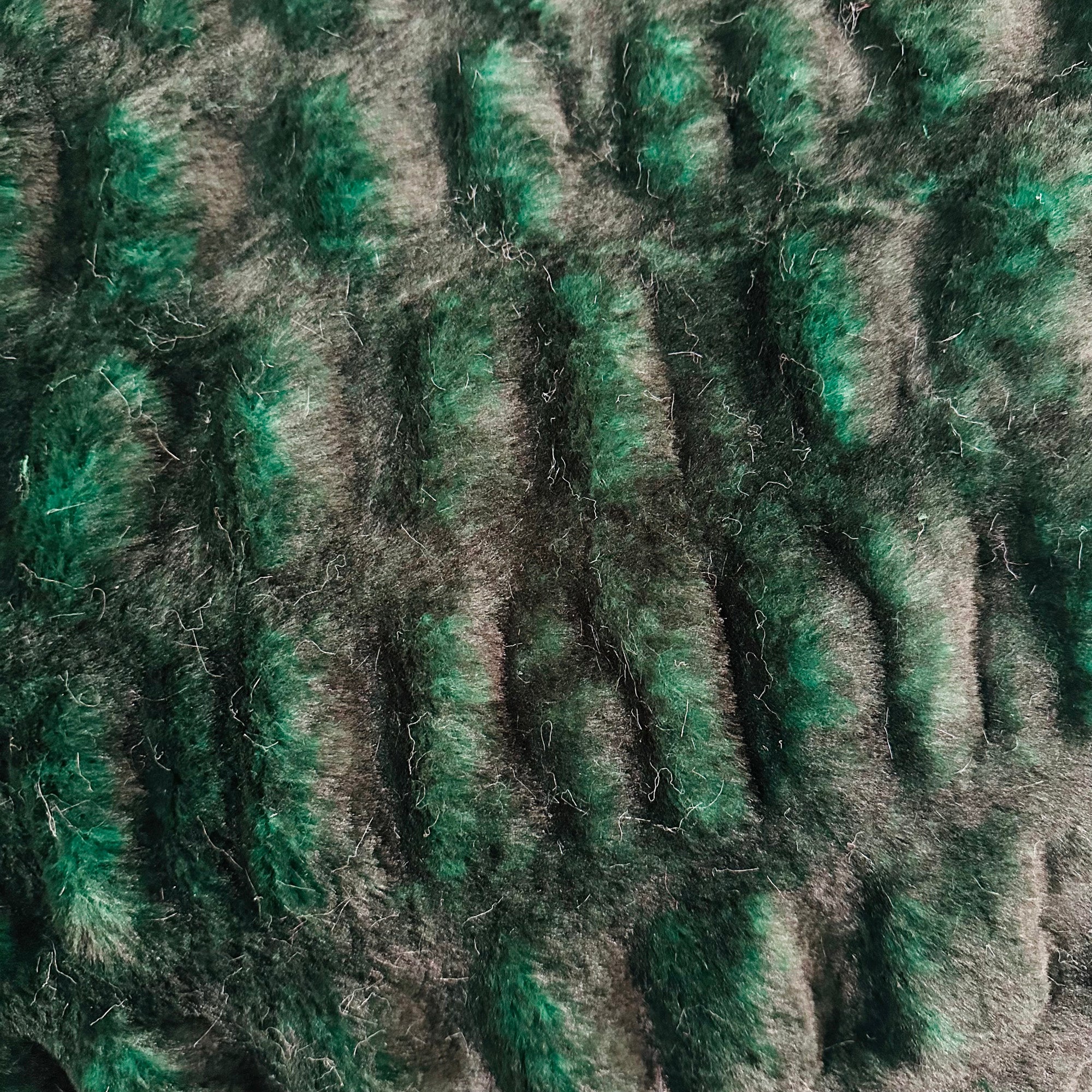 Plutus Emerald Green Plush Pelt Faux Fur Luxury Throw Blanket-1