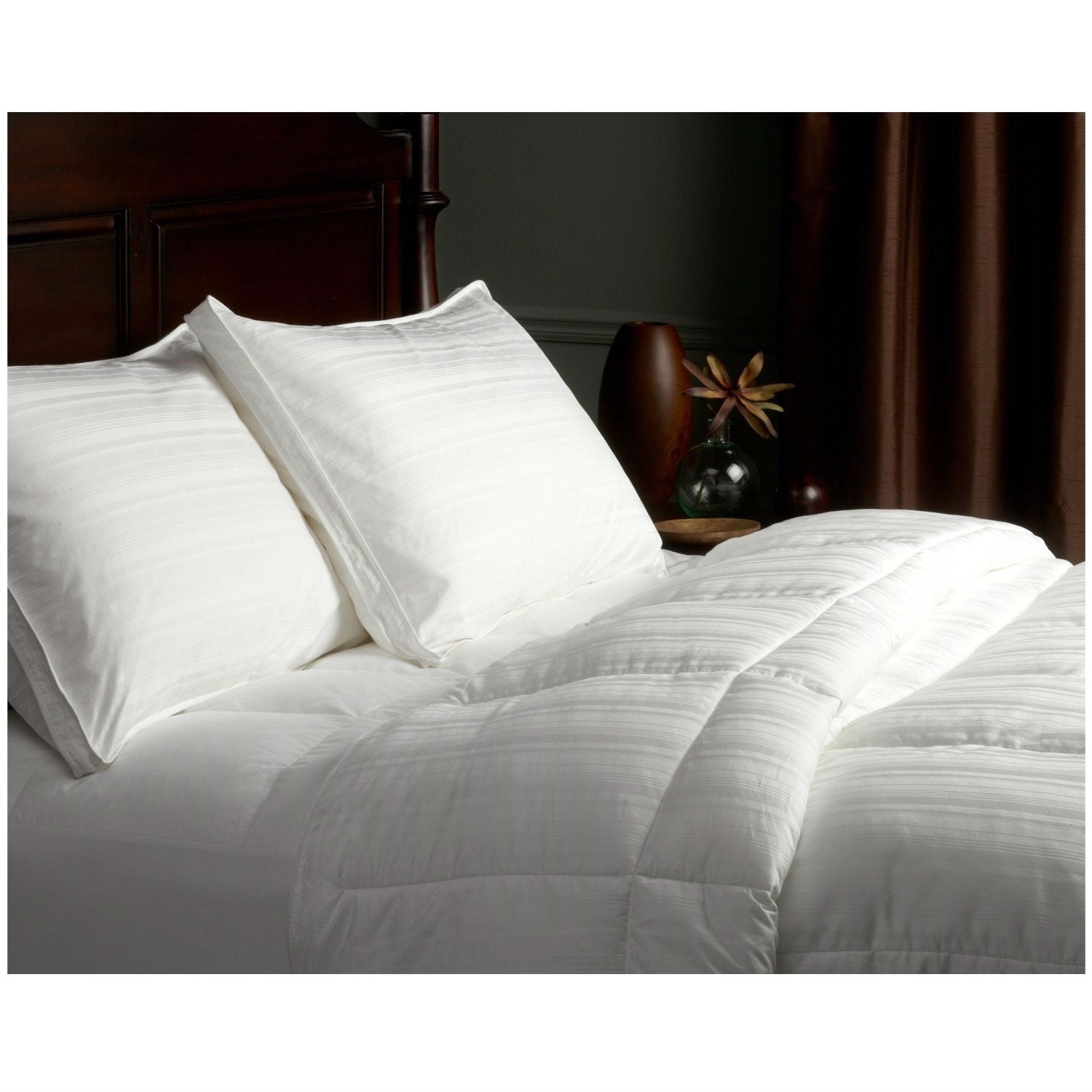 King size 100-Percent Cotton Medium Warmth Down Alternative Comforter-0
