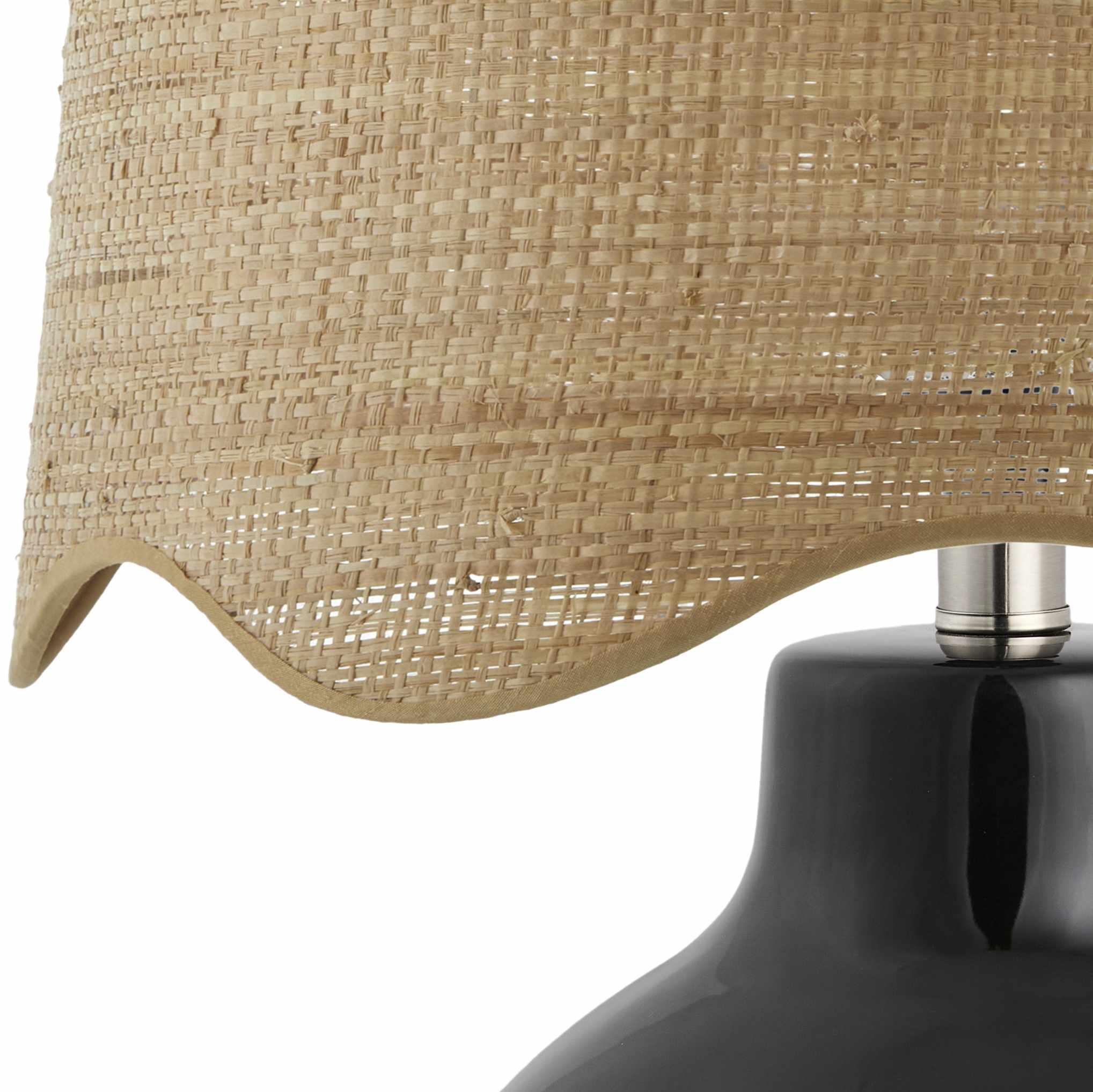 Pojezerje Black Rattan Table Lamp - PRHOMZ