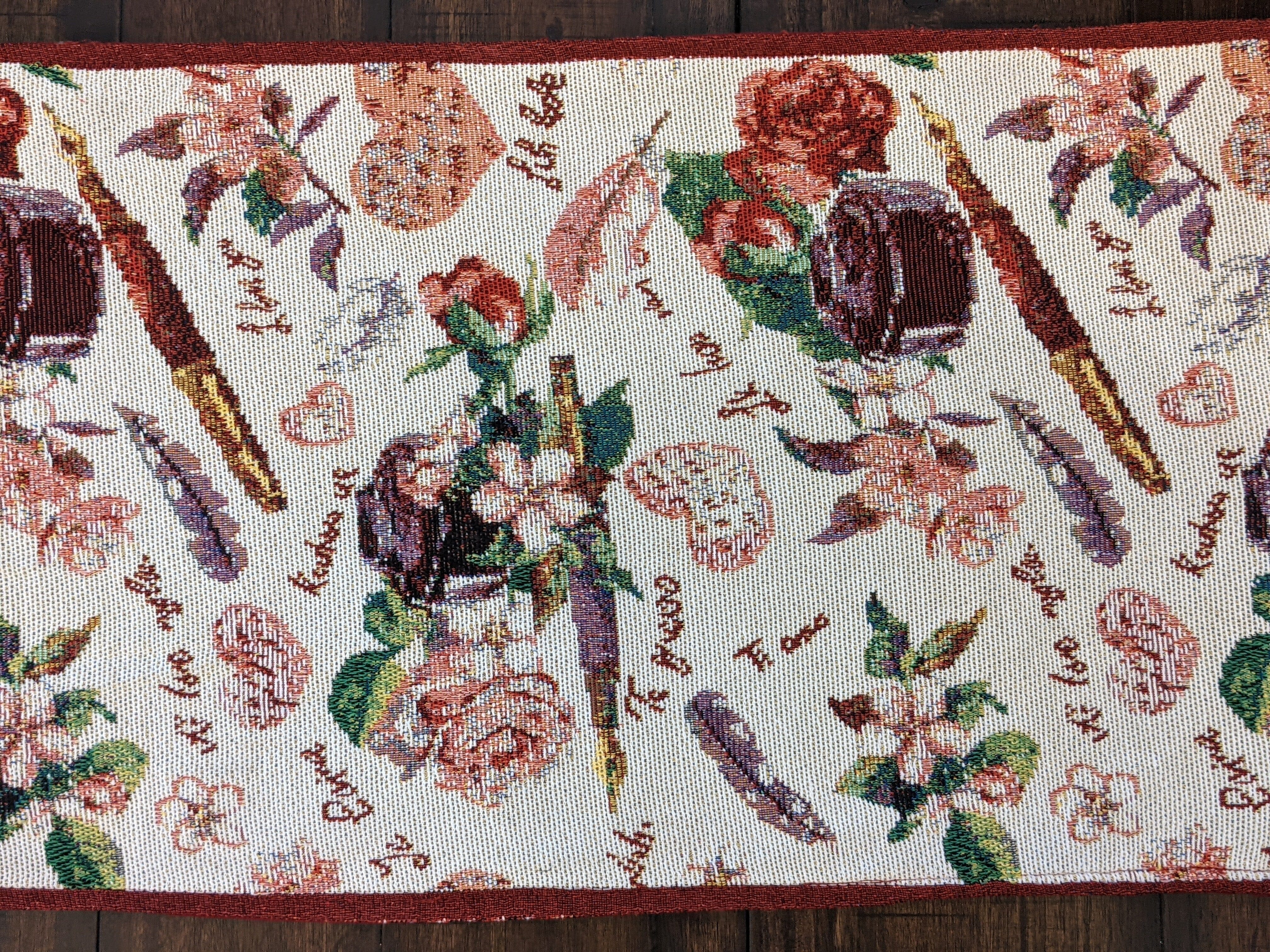 DaDa Bedding Sweet Heart Love Notes Pink Floral Woven Tapestry Dining Table Runner (18273)