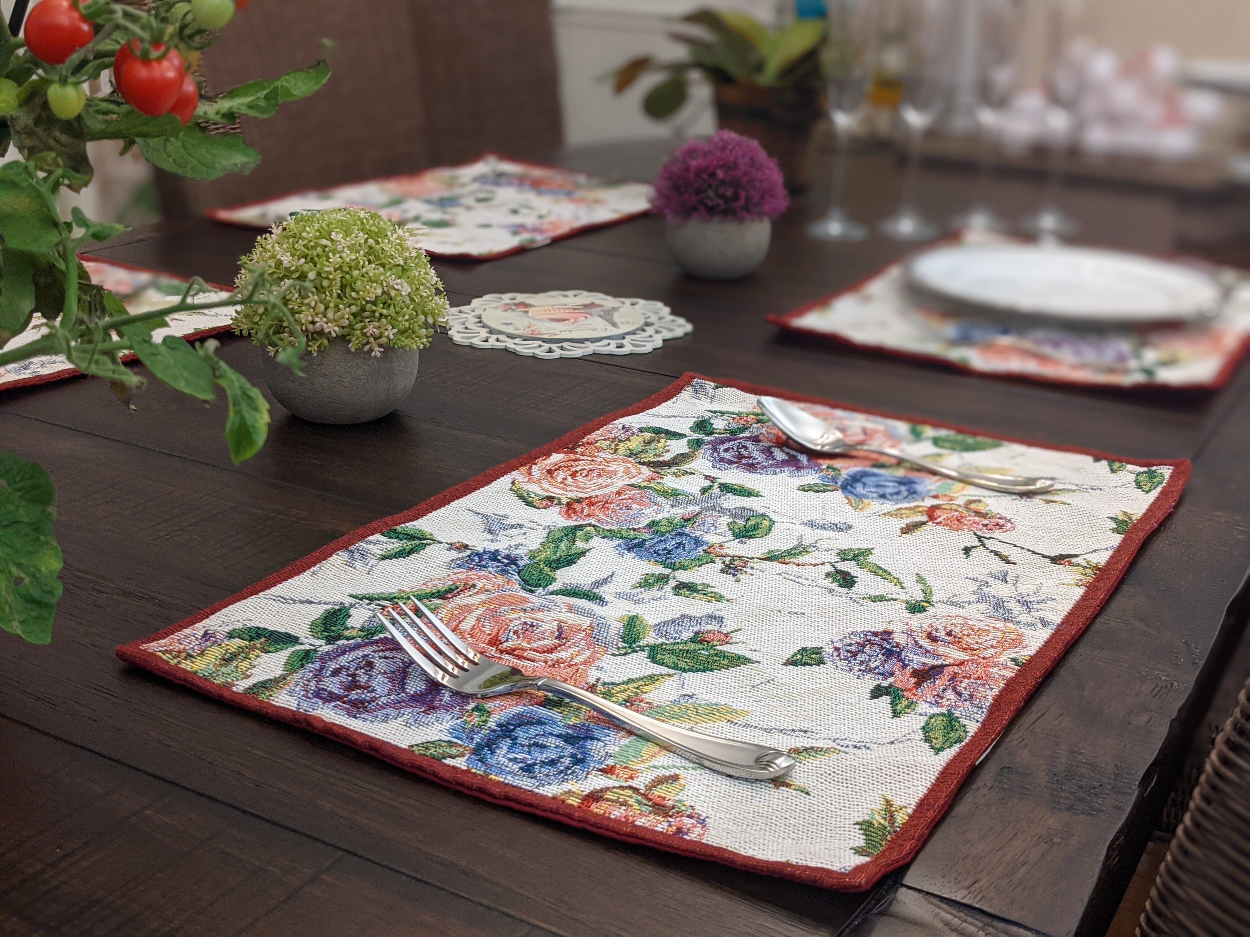 DaDa Bedding Set of 4-Pieces Vintage Romantic Roses Lovely Pink Floral Tapestry Placemats 13” x 19” (879)