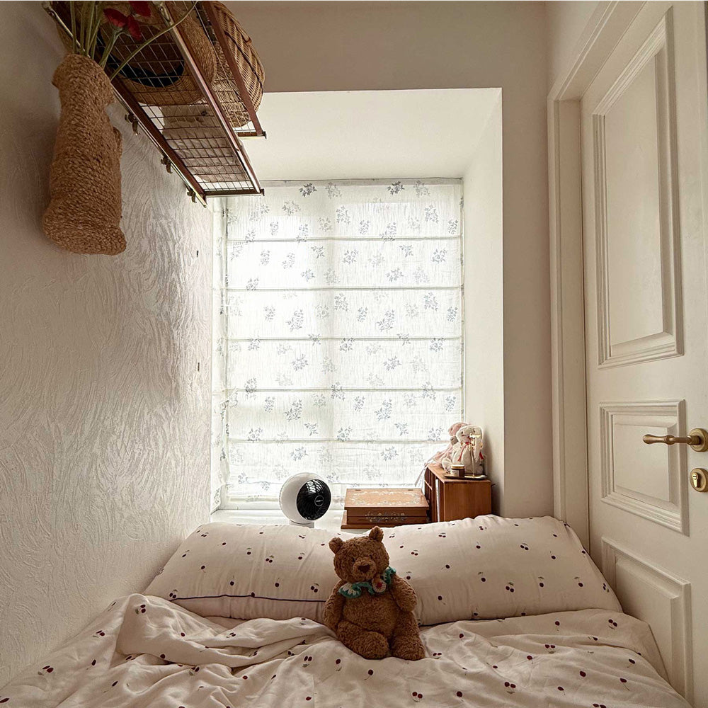 Reeta Country Style Roman Shades