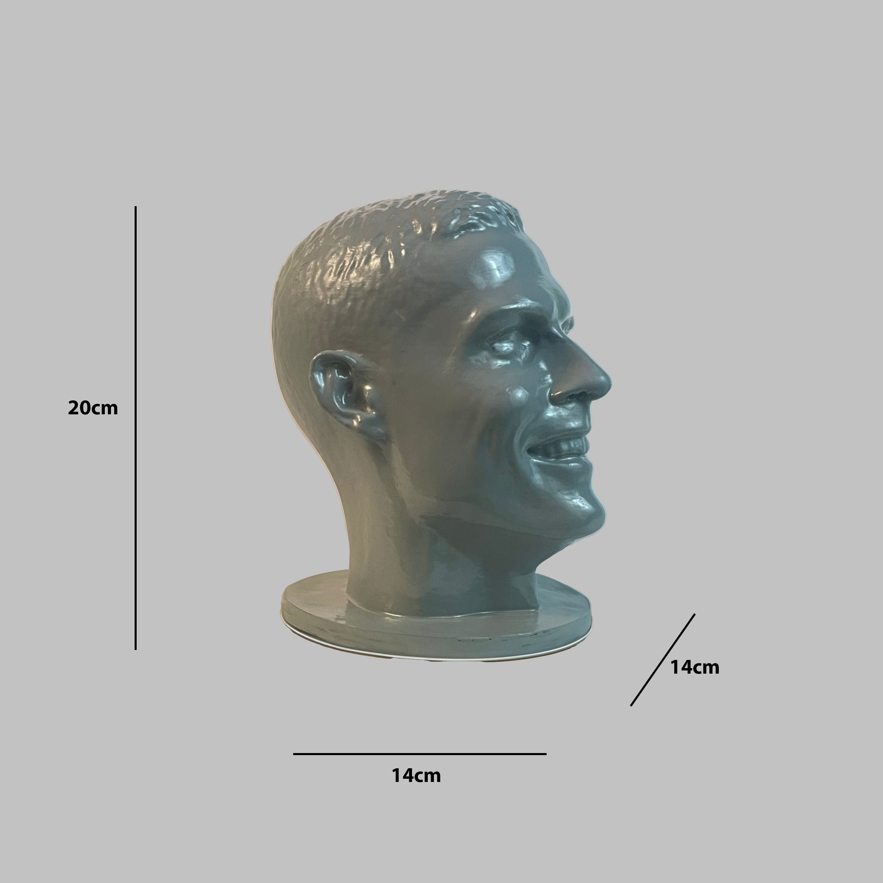 Ronaldo Head Statue & Headphone Stand-3