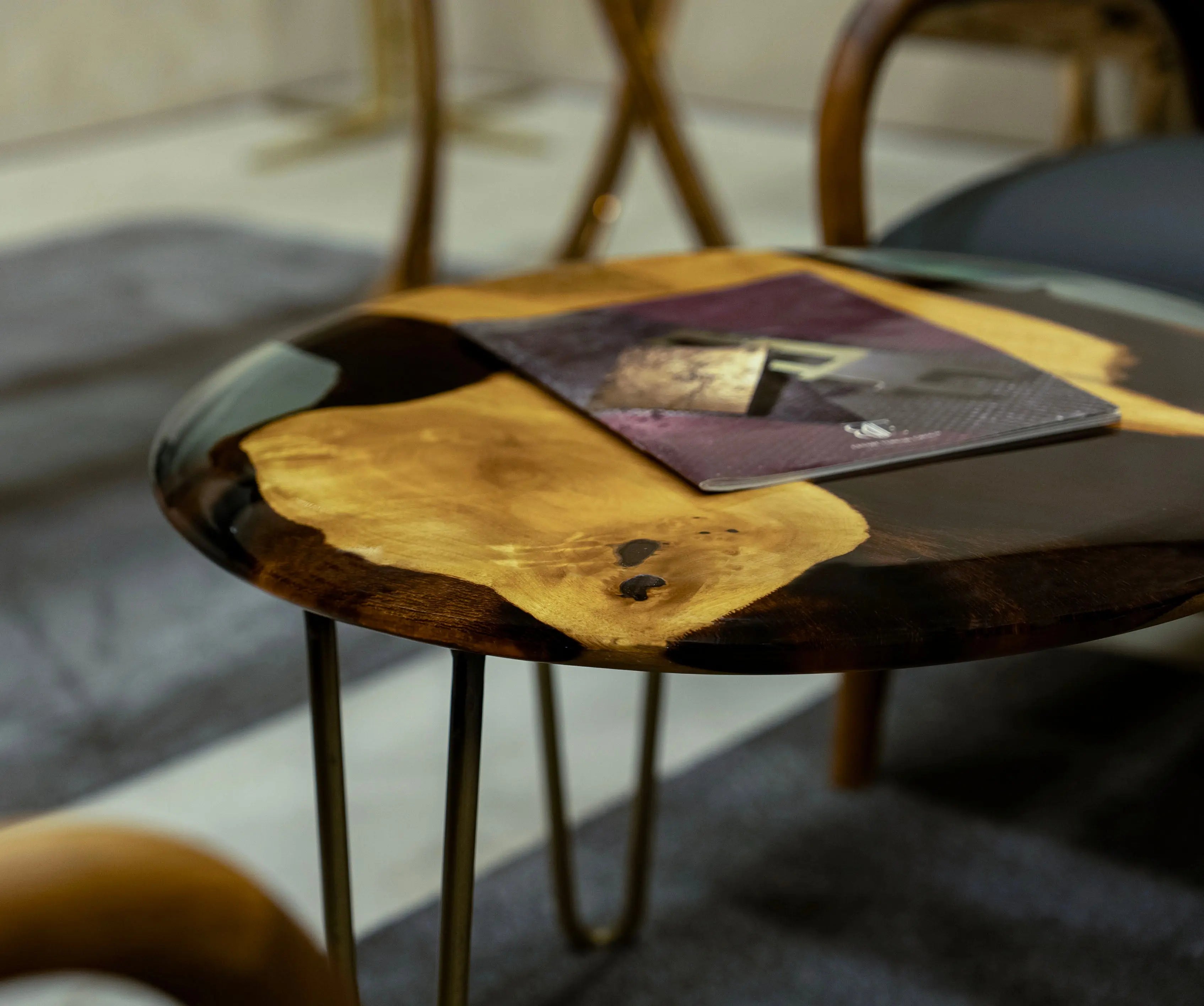 Round Side - End - Accent Table with rounded edge | Osso Collection