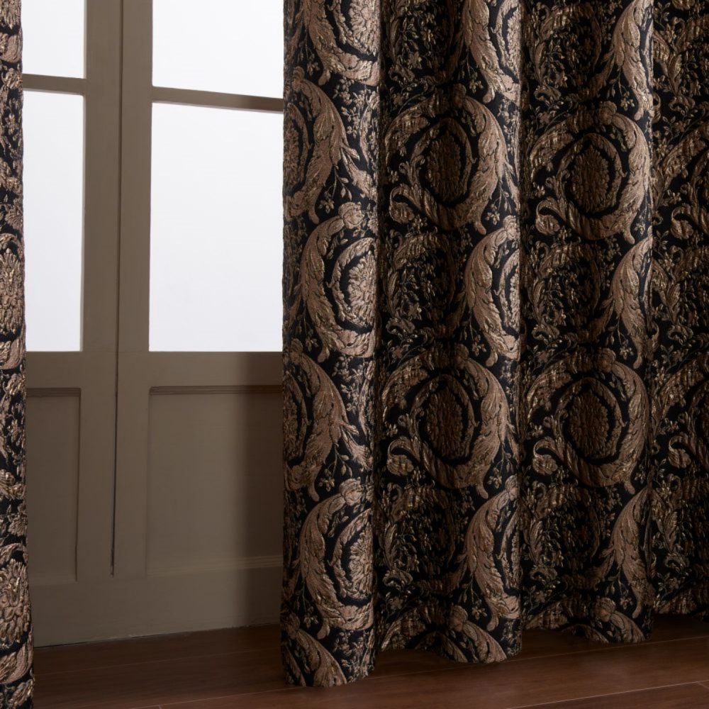 Roy European Style Floral Circle Curtains