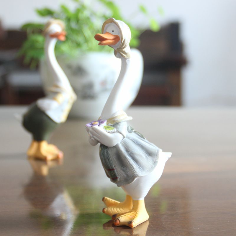 Garden Statue Resin Duck Craft Figurines Duck Family Member Courtyard Ornaments Artwork Animal Sculptures Modern Home Decor-1