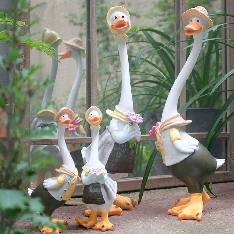 Garden Statue Resin Duck Craft Figurines Duck Family Member Courtyard Ornaments Artwork Animal Sculptures Modern Home Decor-0