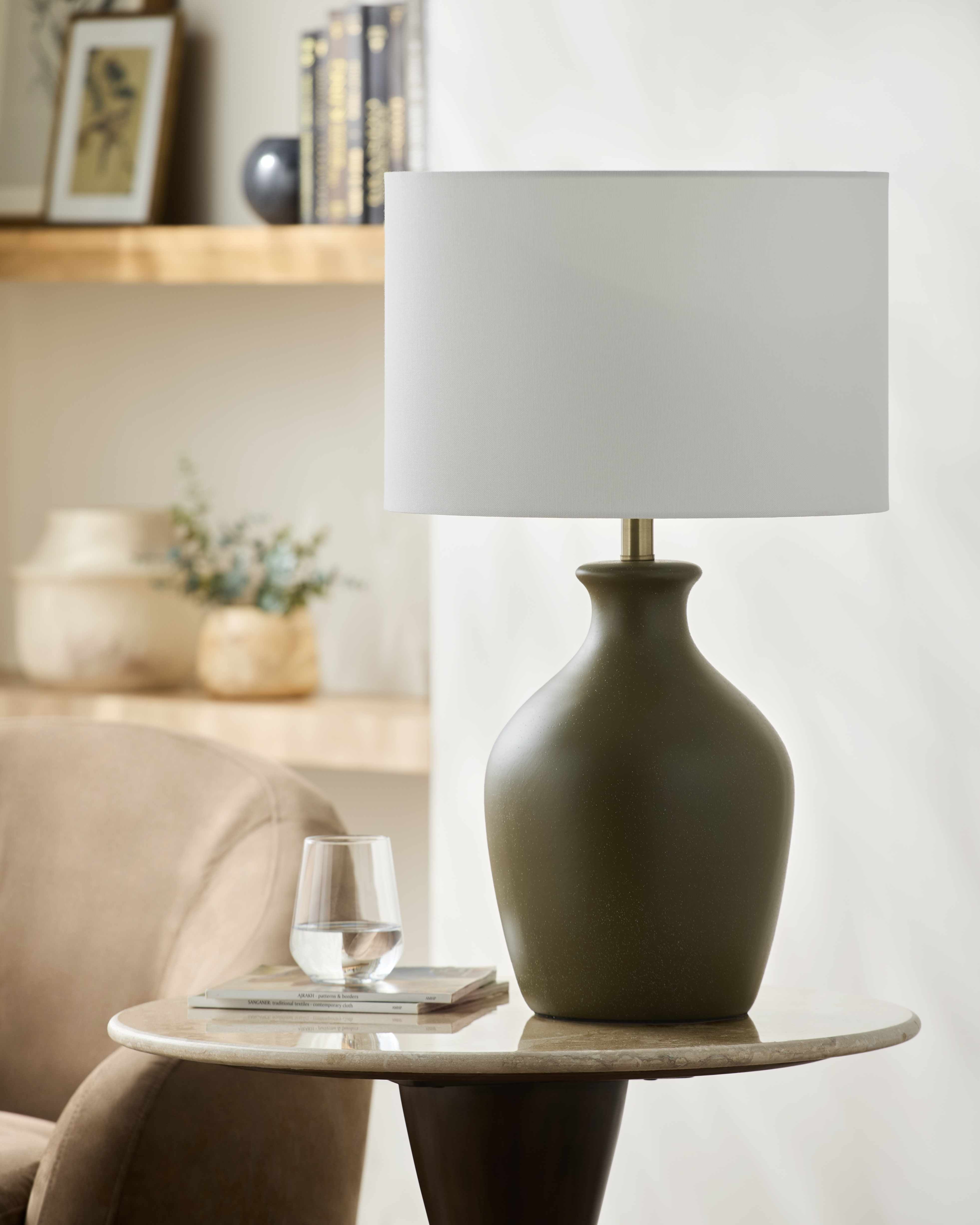 Singureni Green Table Lamp-1