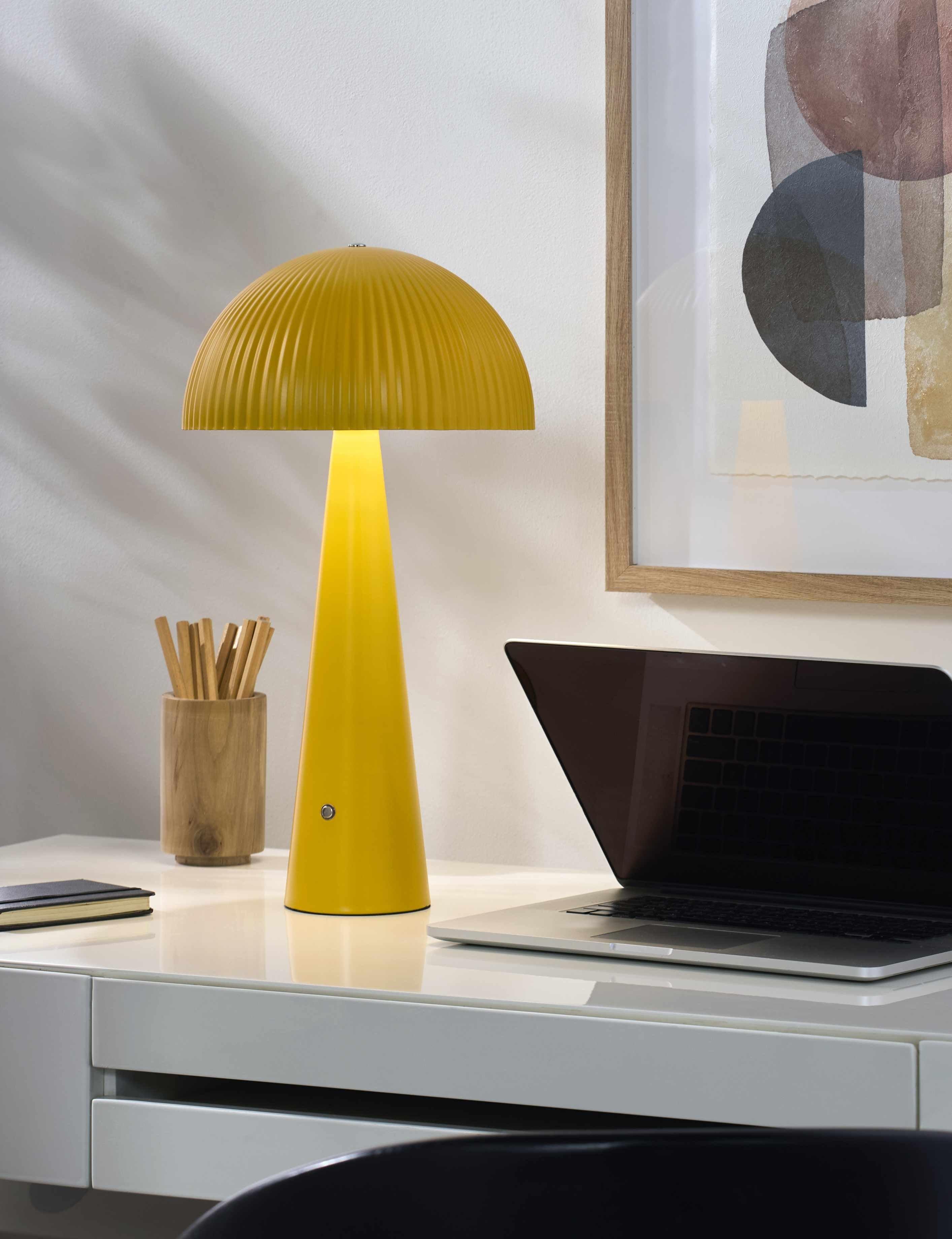 Scontrone Table Lamp - PRHOMZ