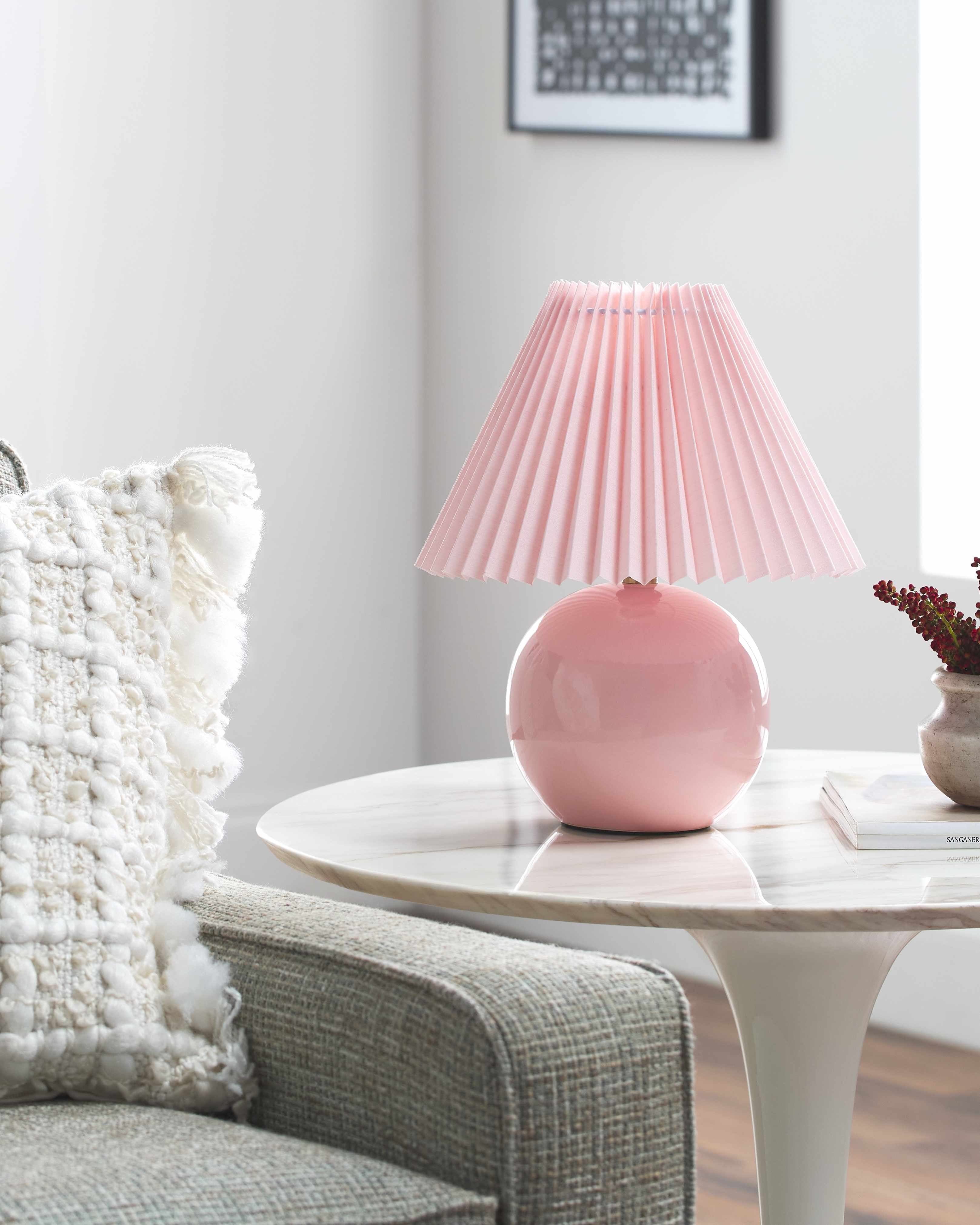Shcheglovo Pink Table Lamp-0