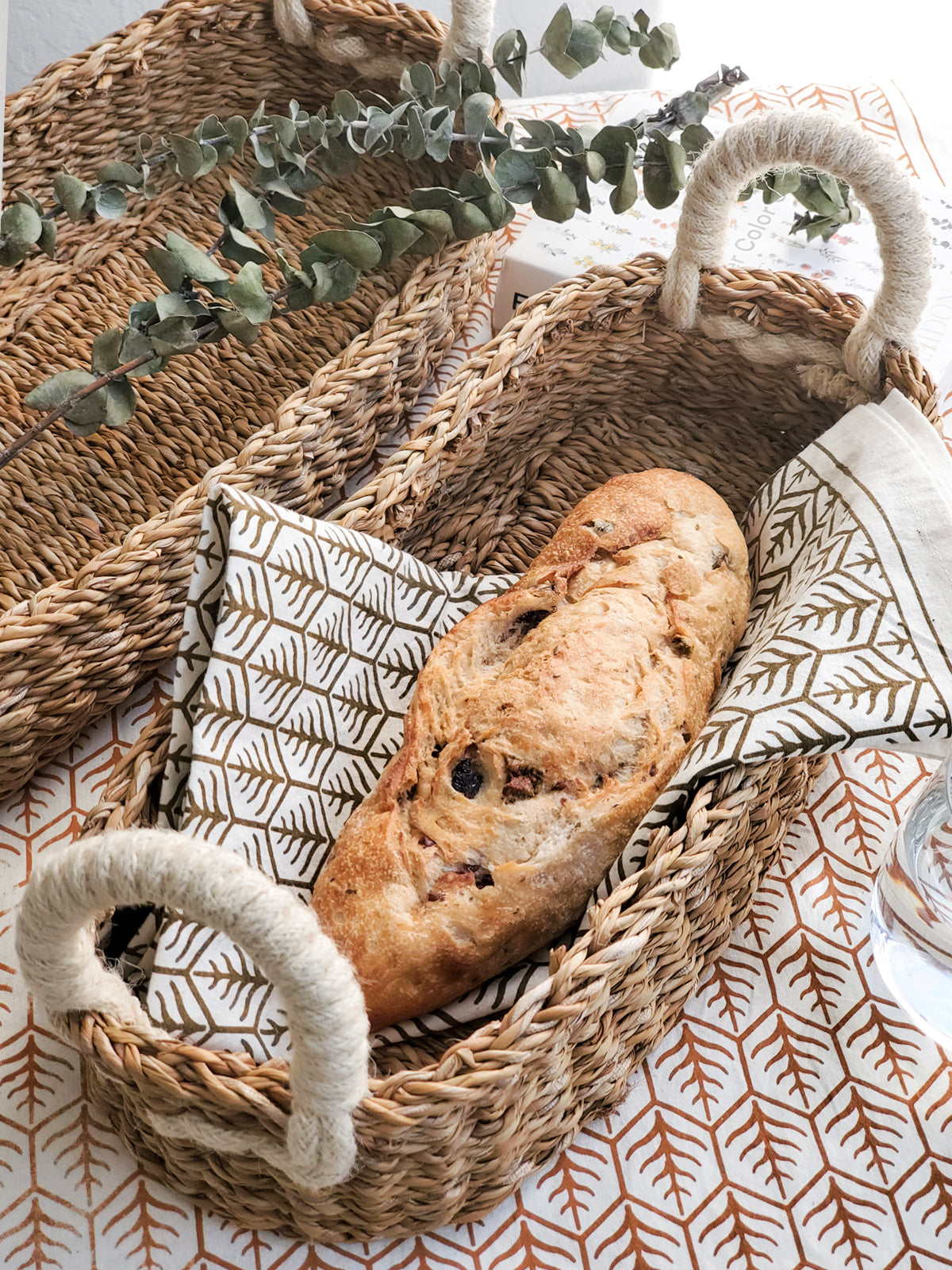 Savar Bread Basket with White Handle-2