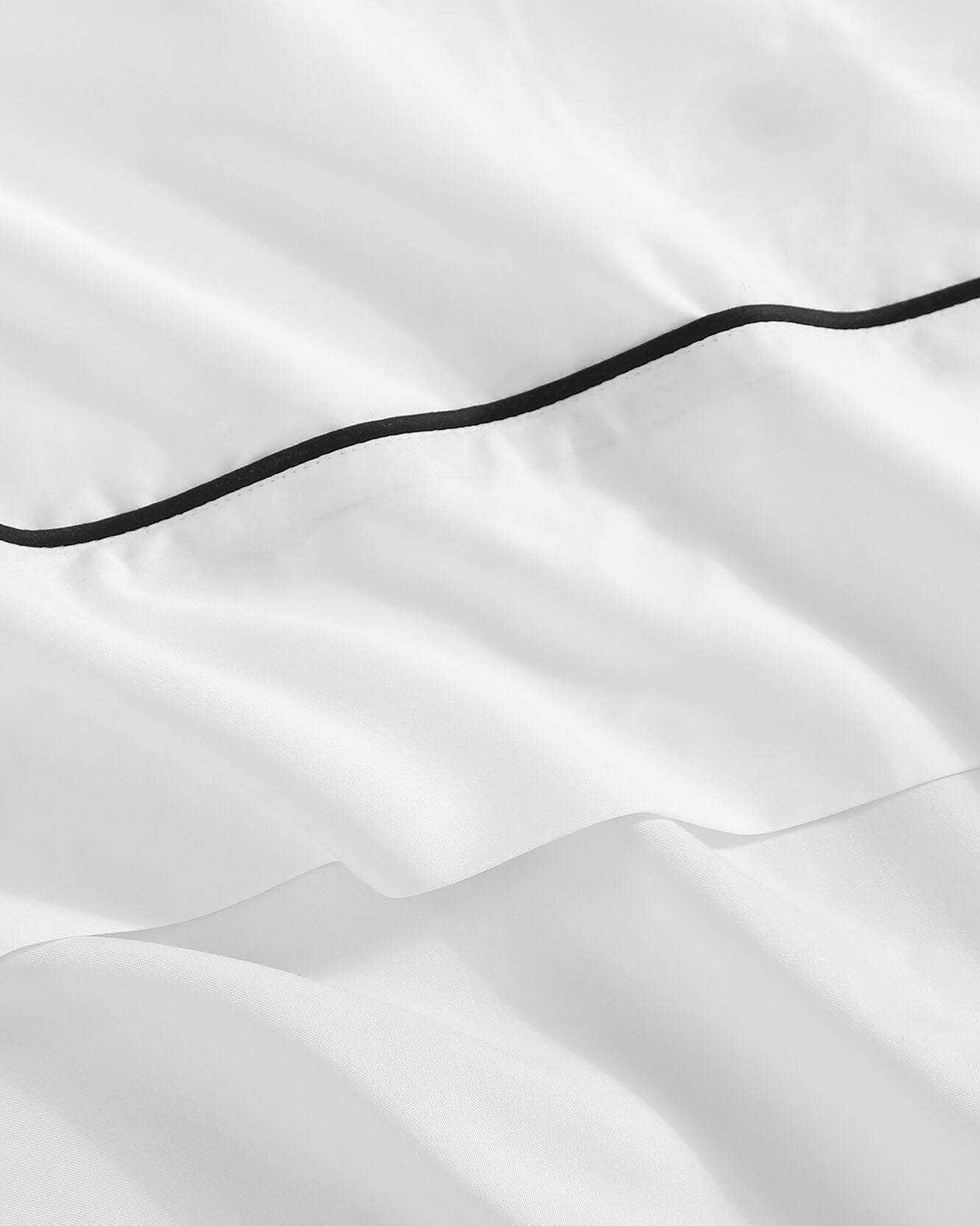 Lumière Luxe Top Sheet with Piping