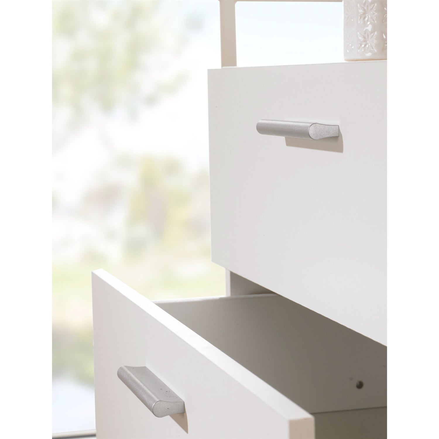 Contemporary Style White 4-Drawer Bedroom Bureau Storage Chest-2