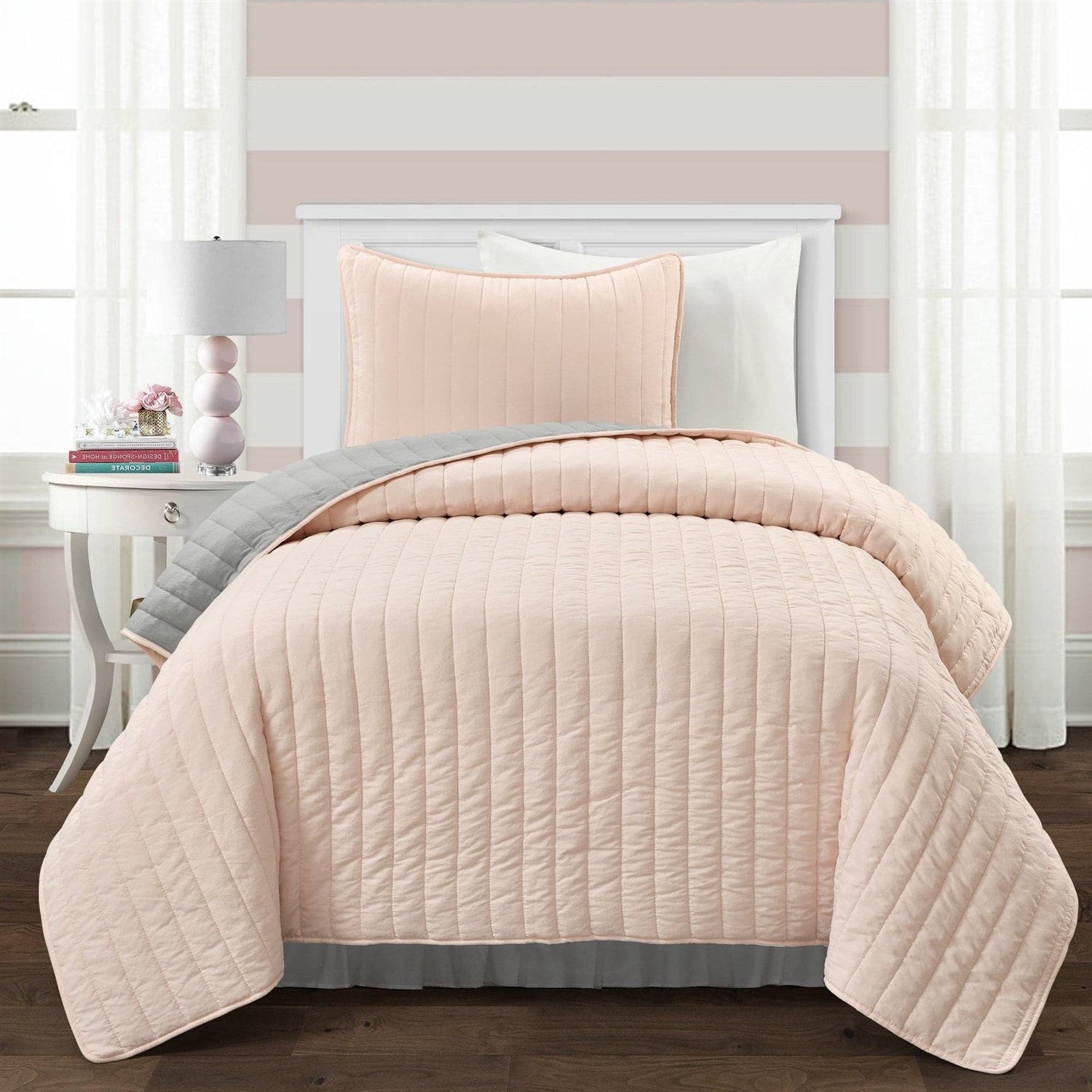 Twin/Twin XL Soft Reversible Lightweight Quilt Set in Rose Blush Pink and Grey-0